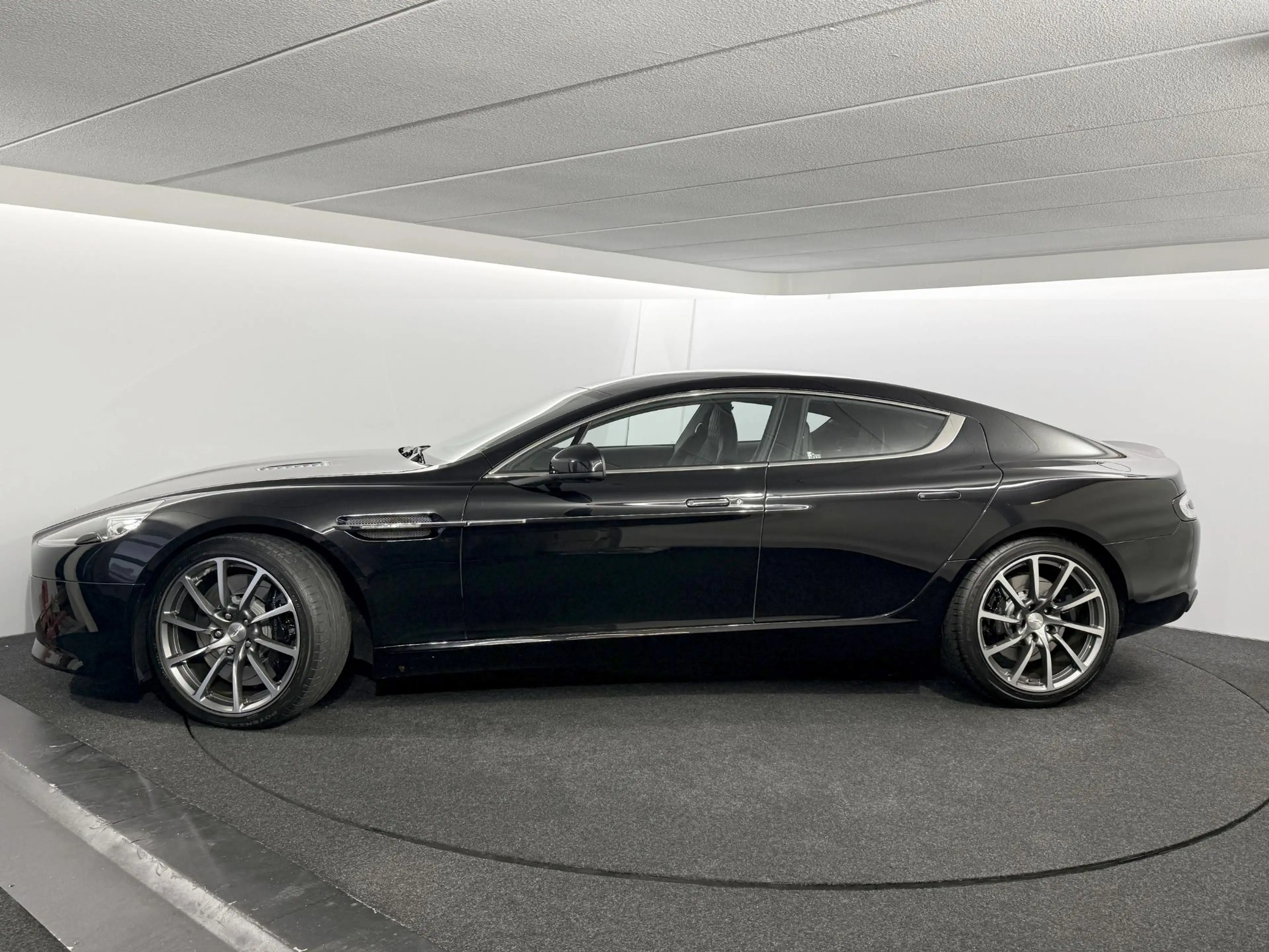 Aston Martin Rapide 6.0 V12 S / 559pk / Nappa leder / 17.000km — photo 6