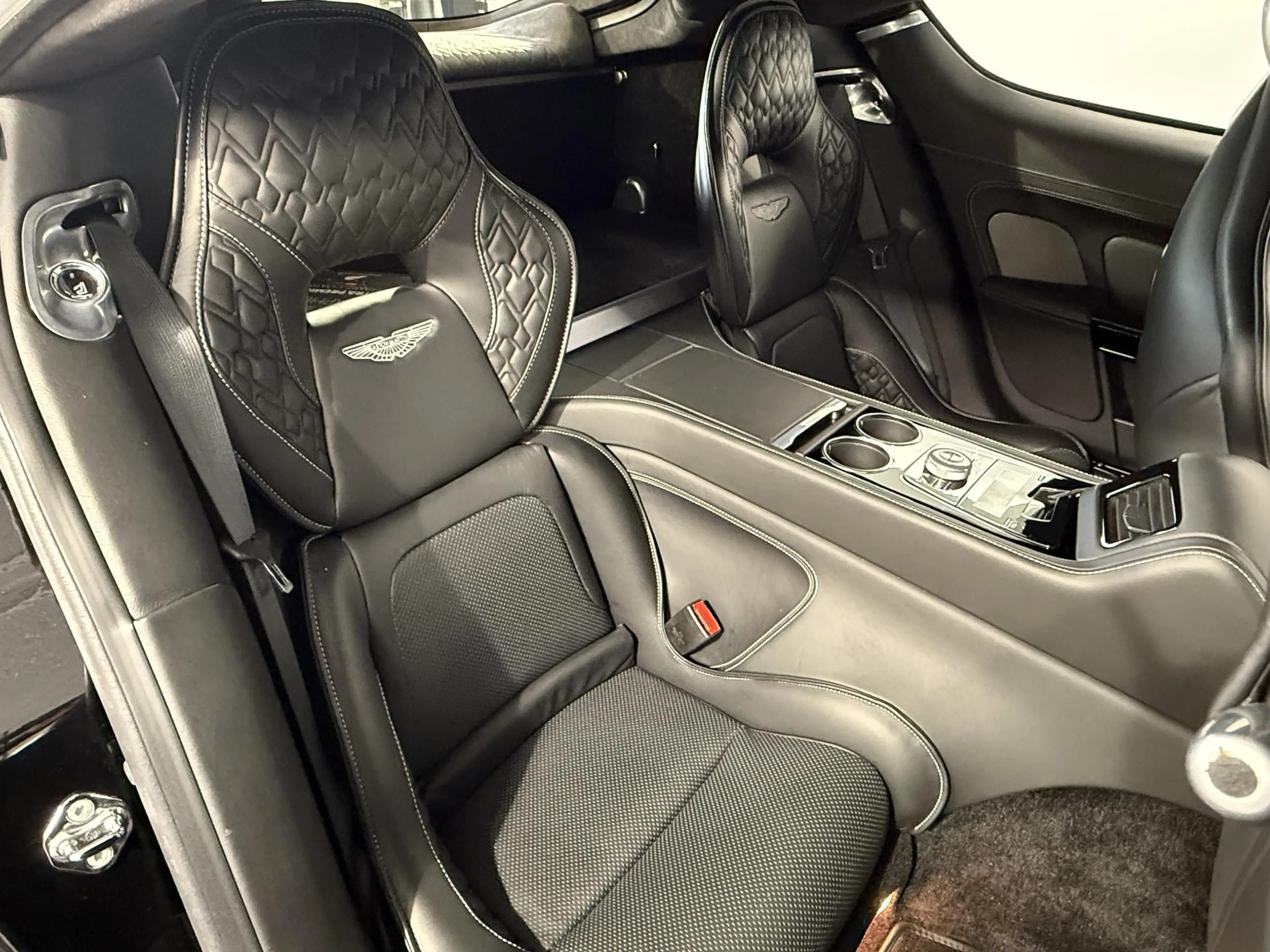 Aston Martin Rapide 6.0 V12 S / 559pk / Nappa leder / 17.000km — photo 27