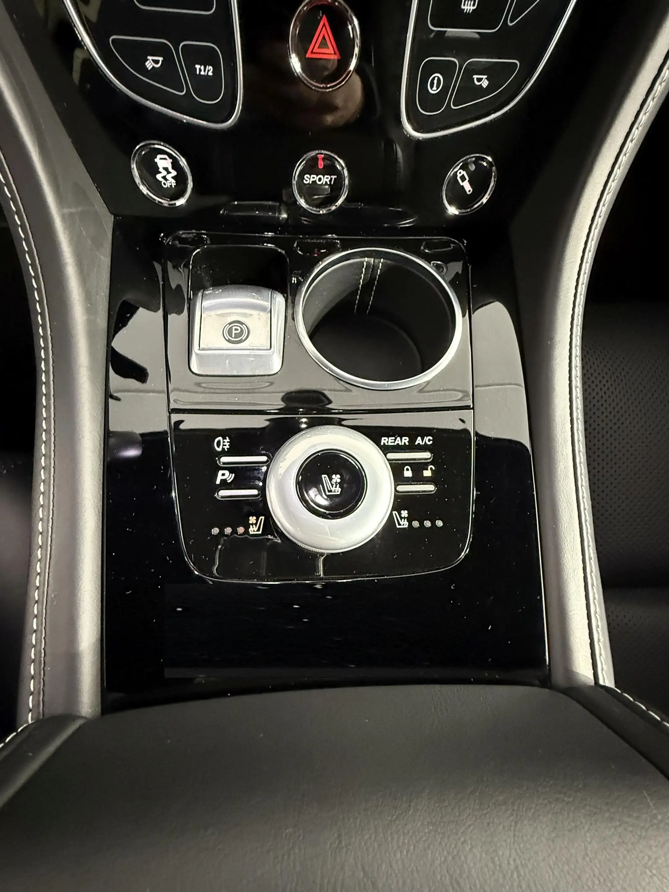 Aston Martin Rapide 6.0 V12 S / 559pk / Nappa leder / 17.000km — photo 11
