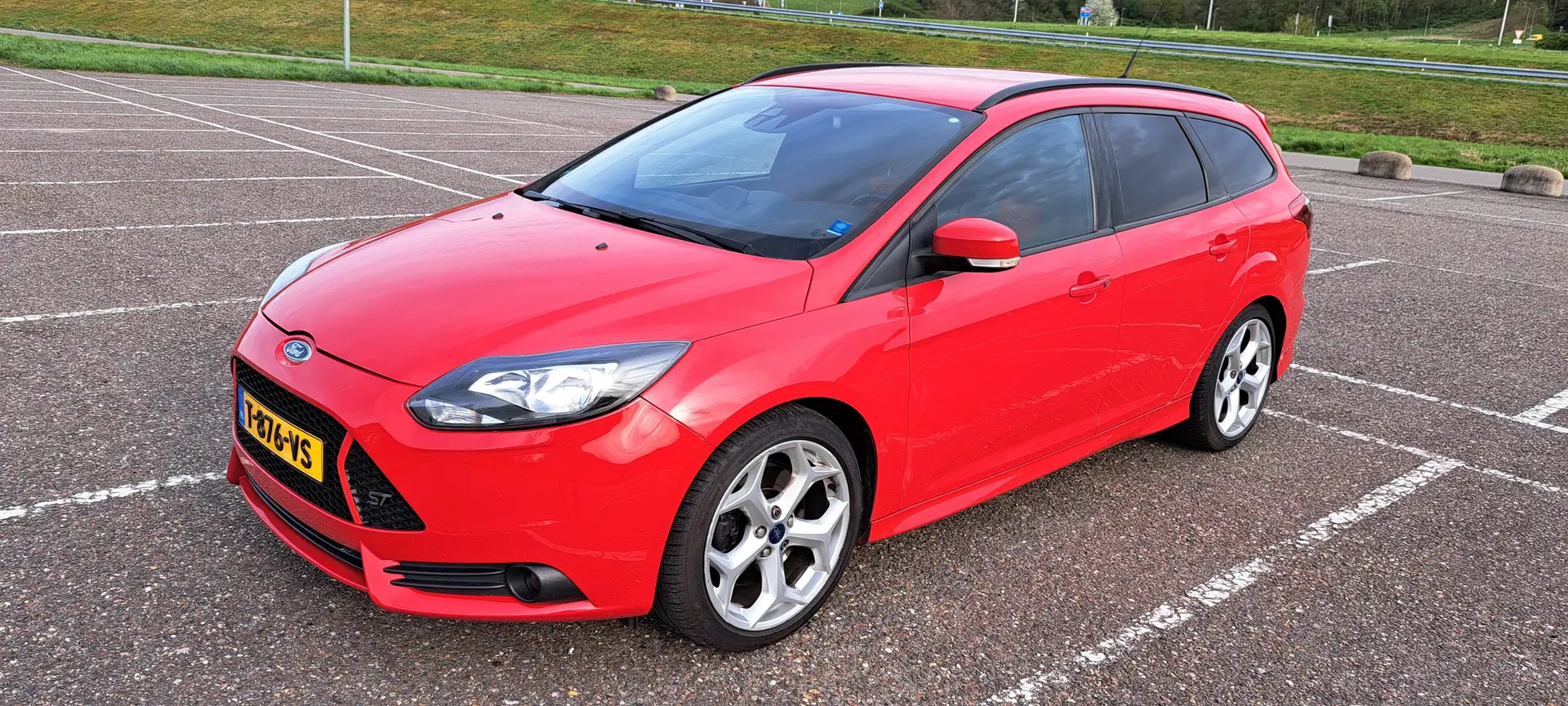 Ford Focus 2.0 EcoB. ST-3 Rosso - 1