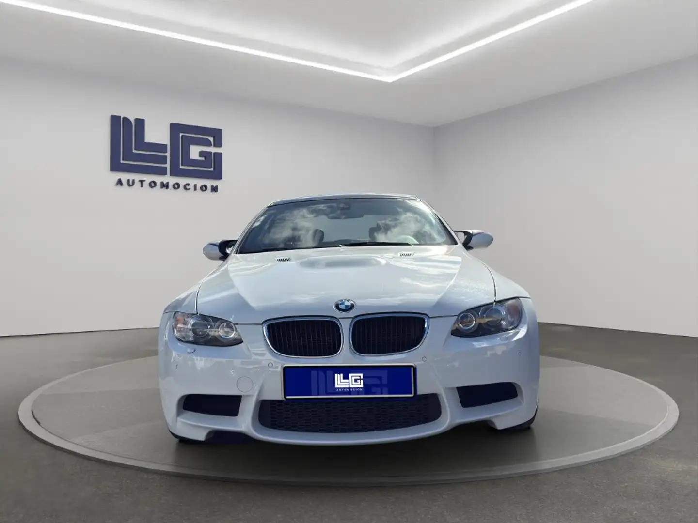 BMW M3 Coupé DKG Blanc - 2