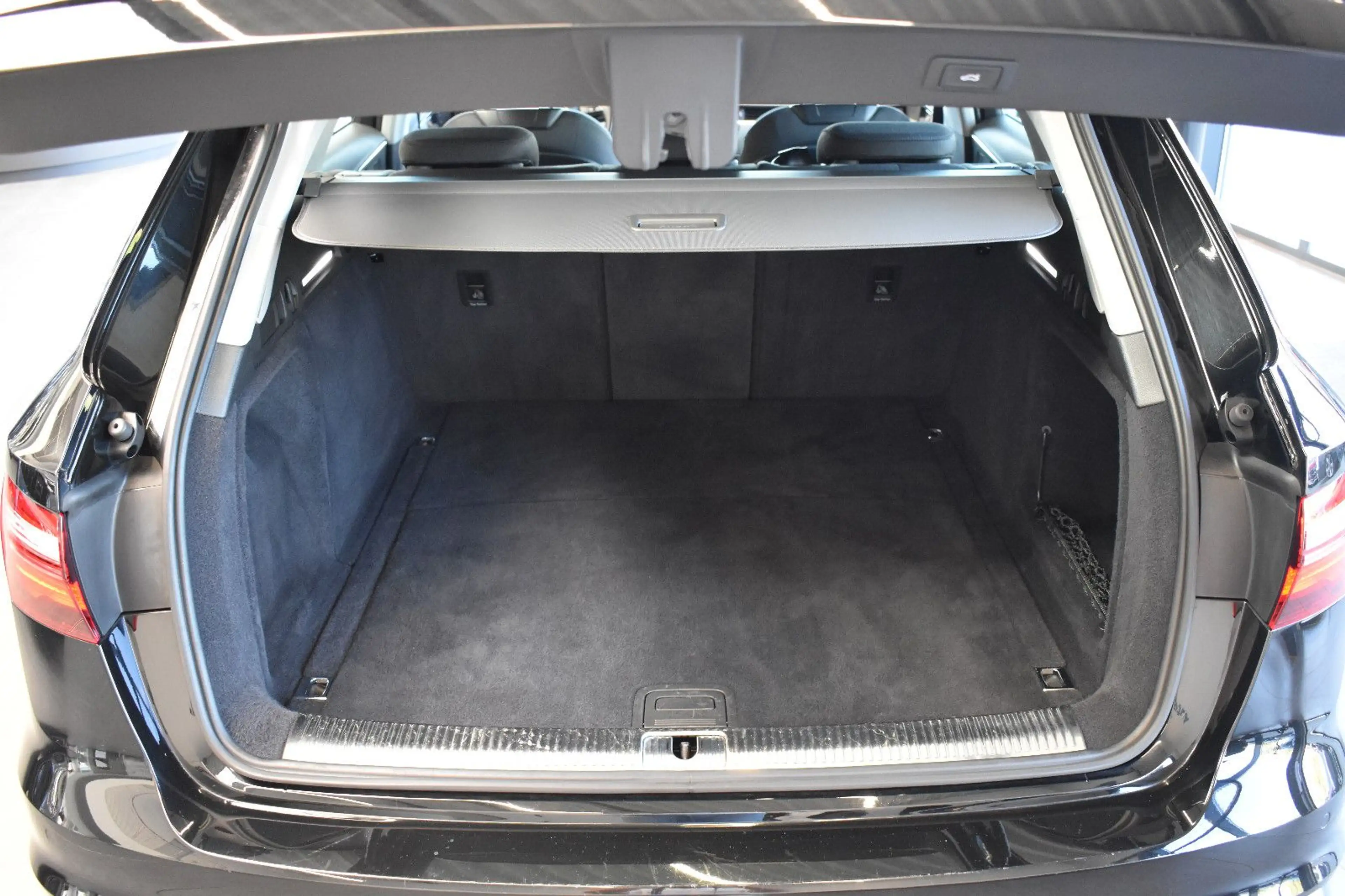 Audi A4 Avant 35TDI S-tronic advanced LED~ACC~SideAss — photo 12