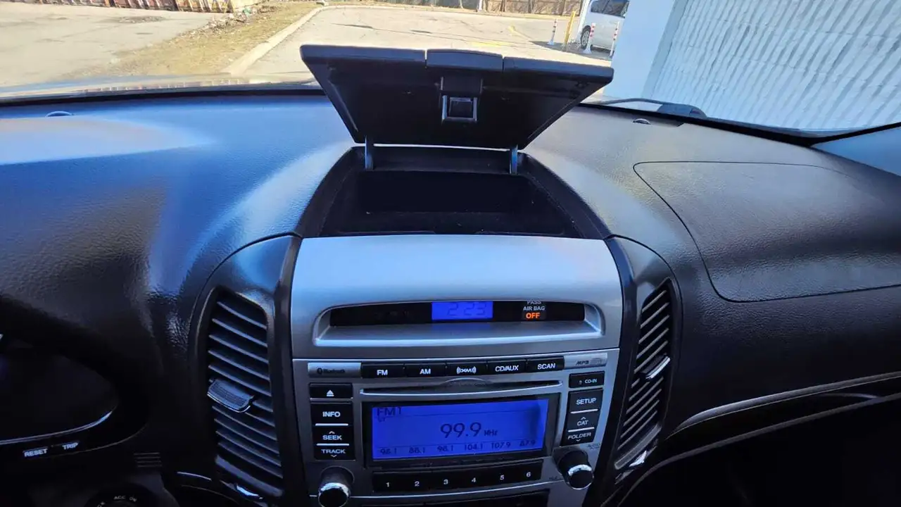Hyundai SANTA FE снимка Hyundai SANTA FE
