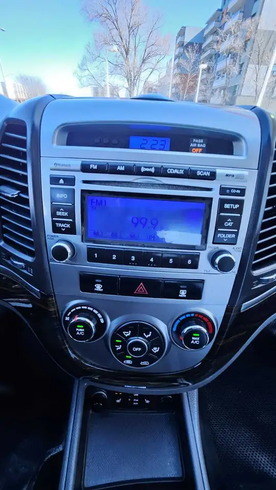 Hyundai SANTA FE снимка Hyundai SANTA FE