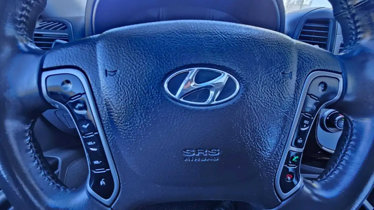 Hyundai SANTA FE снимка Hyundai SANTA FE