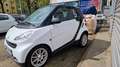 smart forTwo coupé 1.0 52kW NEUE ALLWETTER+BLUETOOTH crna - thumbnail 3