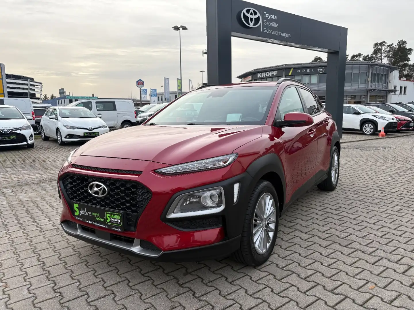 Hyundai KONA 1.0 T-GDI YES! Plus LED, Navi, HUD, Kamera Rot - 2