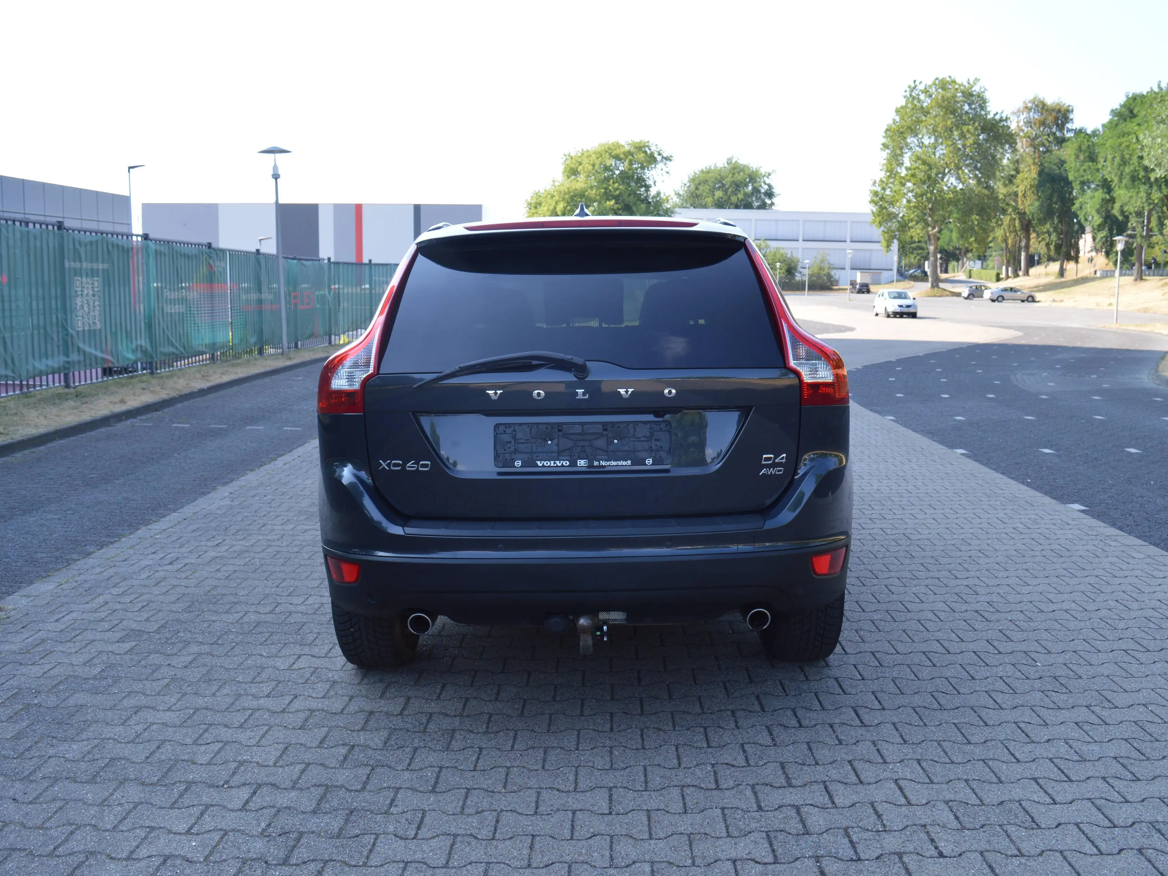 Volvo XC60 Summum AWD*Xenon*Navi*Pano*Kamera*Leder* — photo 8