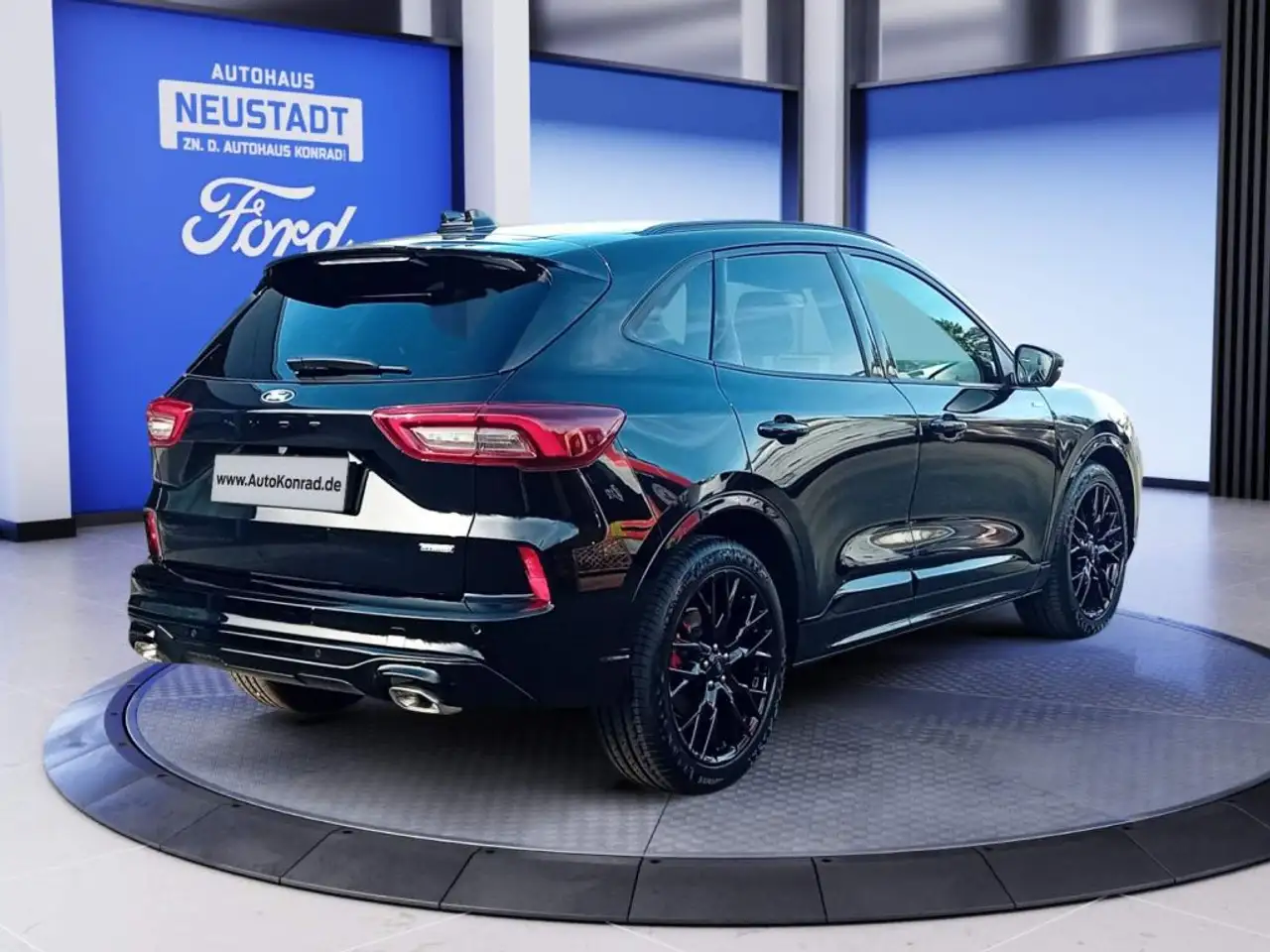 Ford Kuga 2.5 Duratec FHEV 4x4 ST-LINE X''AHK'' 5