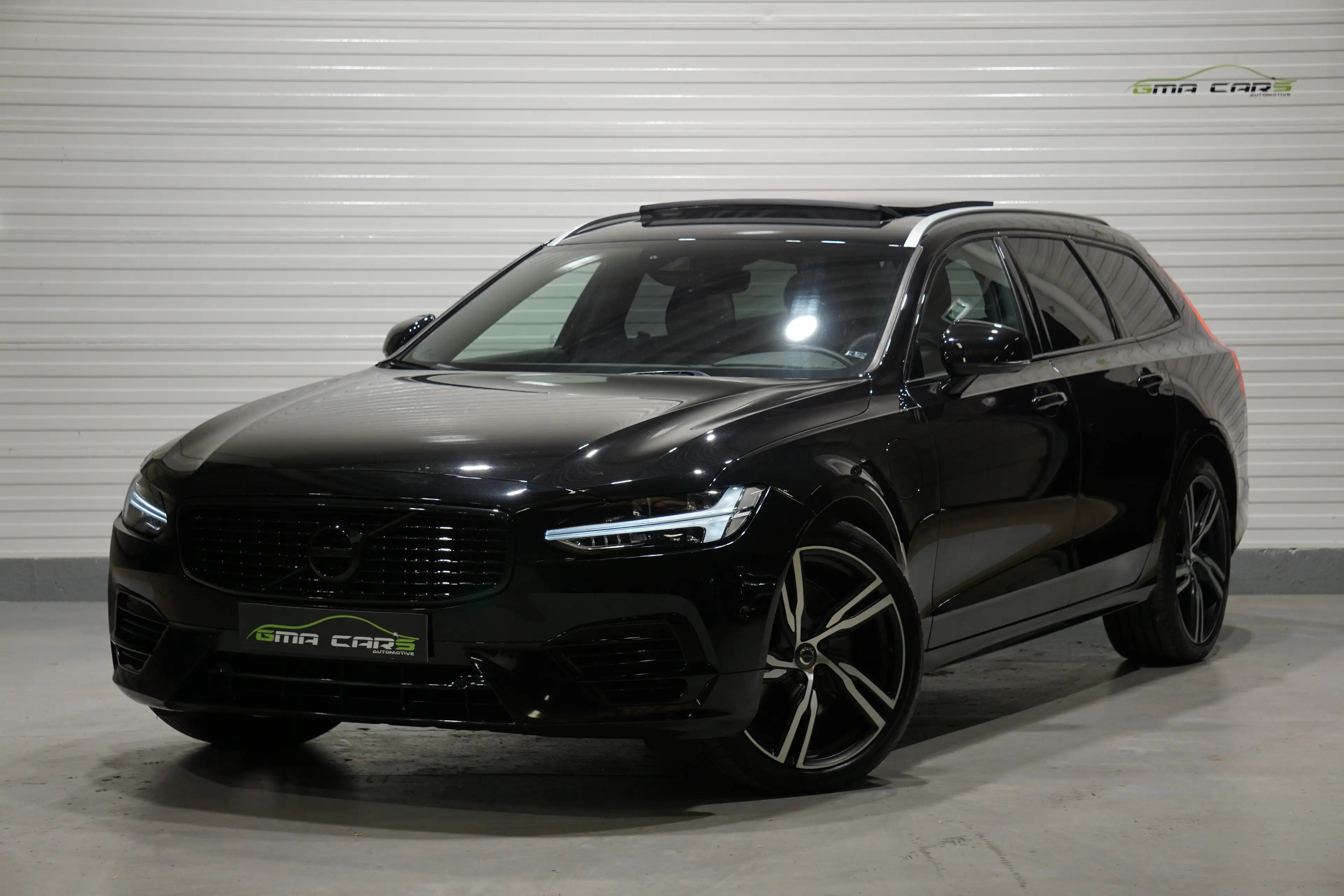 Volvo V90 V90 2.0 T8 TE AWD PHEV R-Design Geartronic-Navi-Cam-Pano-Keyless-CruiseC-Garantie