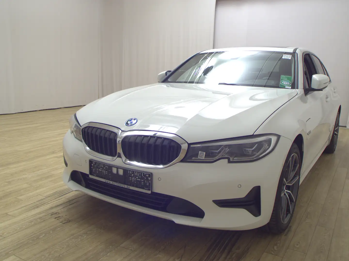 BMW 320 e Advantage Laser GSD Leder 360° LC Pro HiFi Blanc - 2