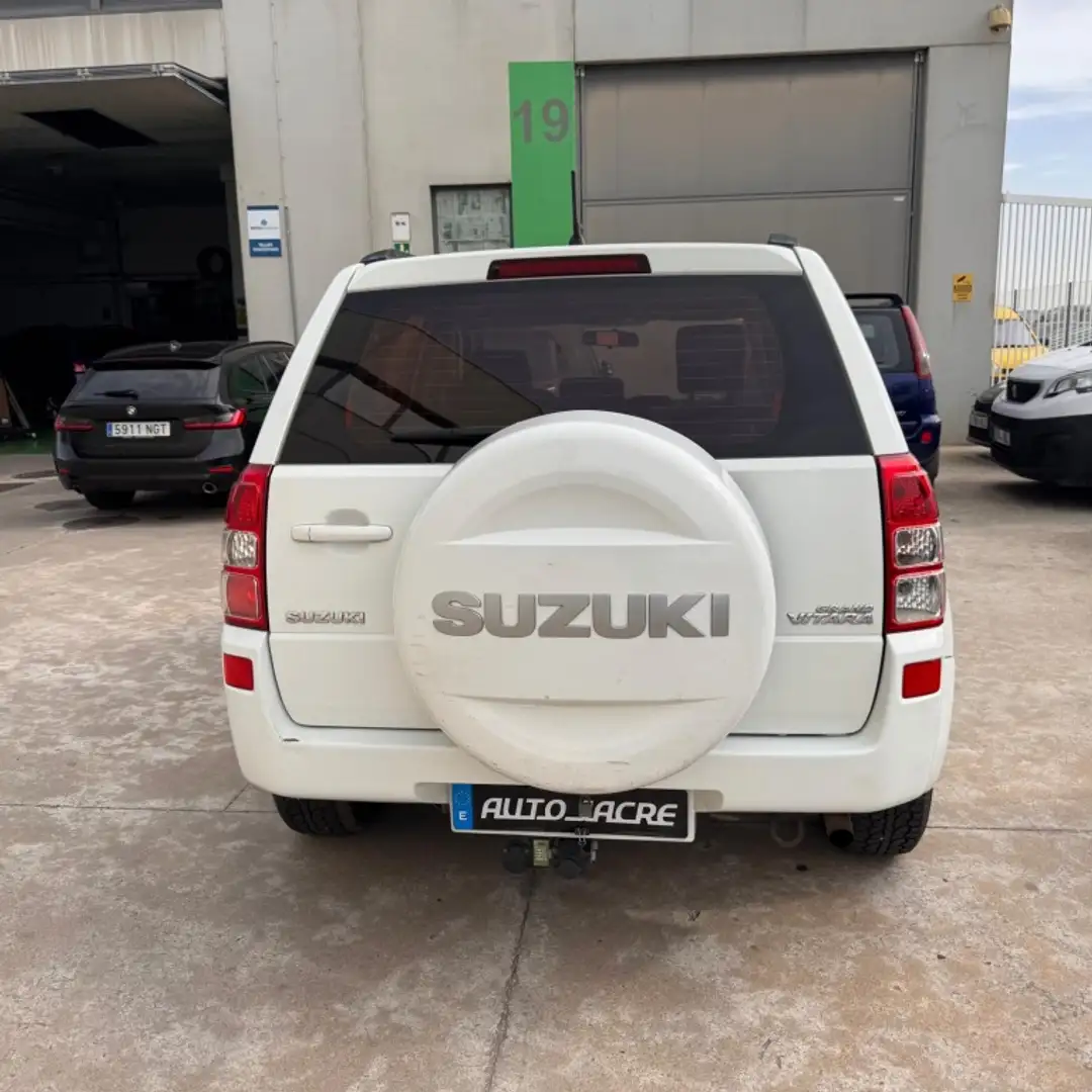 Suzuki Grand Vitara 1.9DDiS JLX Blanco - 2