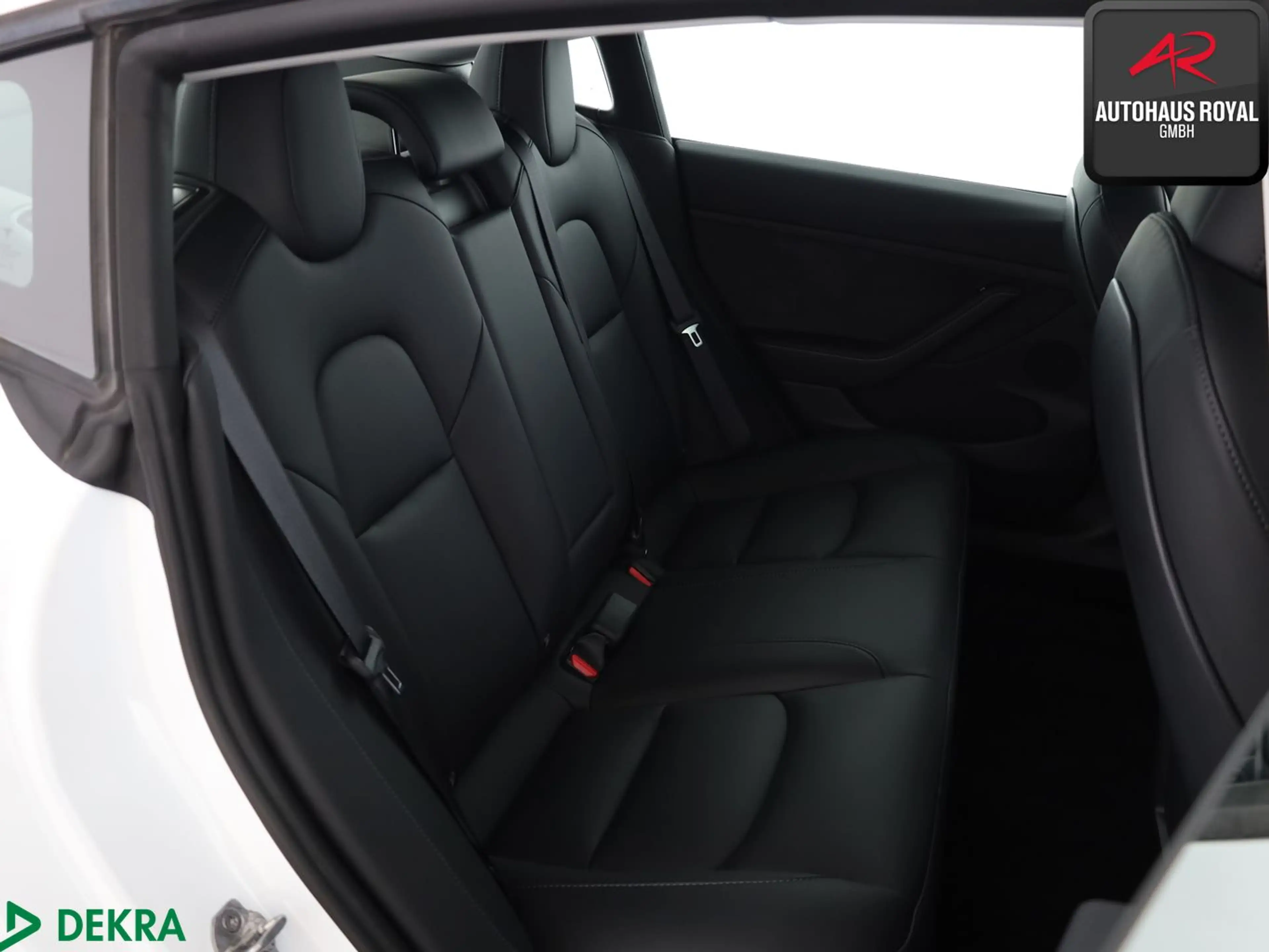 Tesla Model 3 RWD PANO,KEYLESS,ACC,KAMERA,WÄRMEPUMPE — photo 13