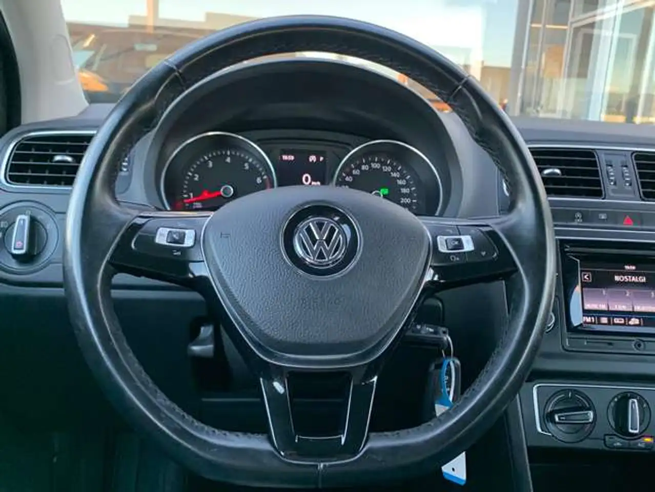 Volkswagen Polo Citadine 5 portes — photo 14
