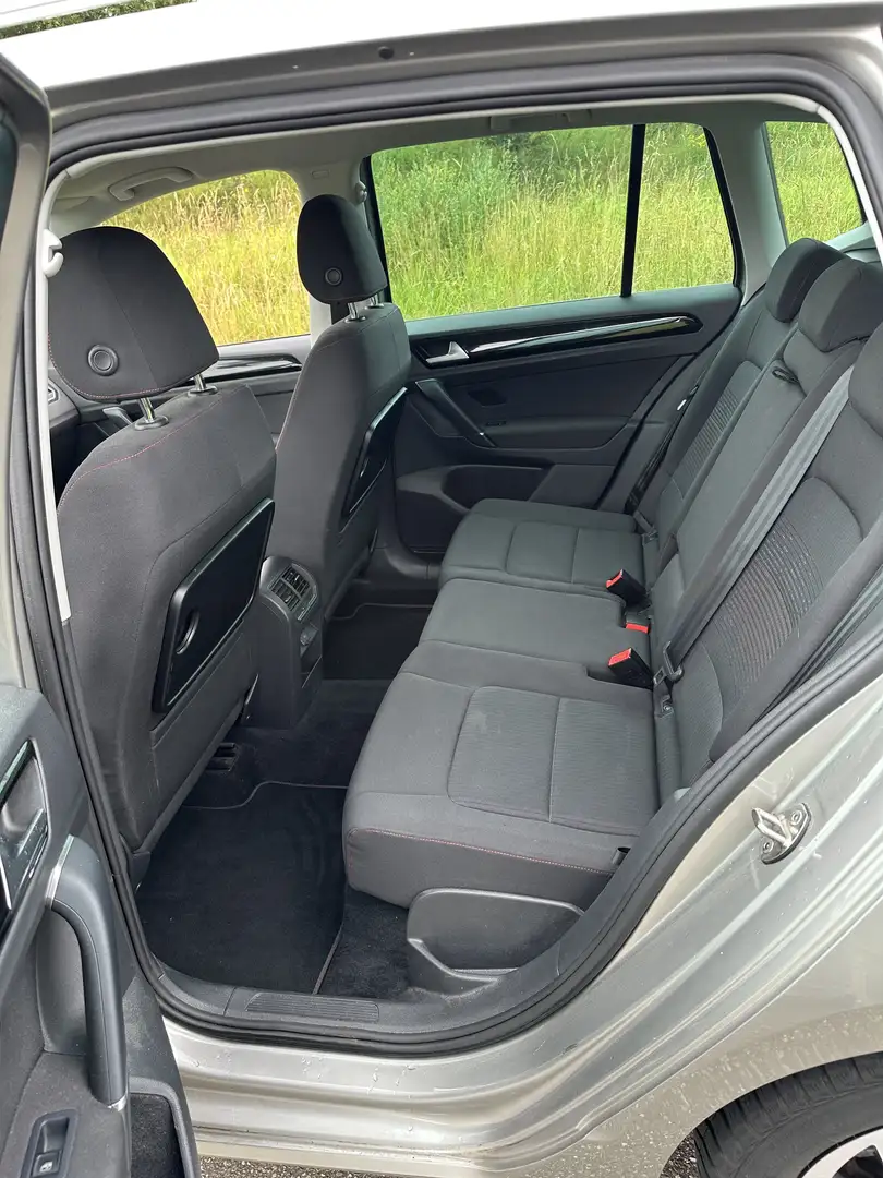 Volkswagen Golf Sportsvan 1.4 TSI Highl Bns Grijs - 2