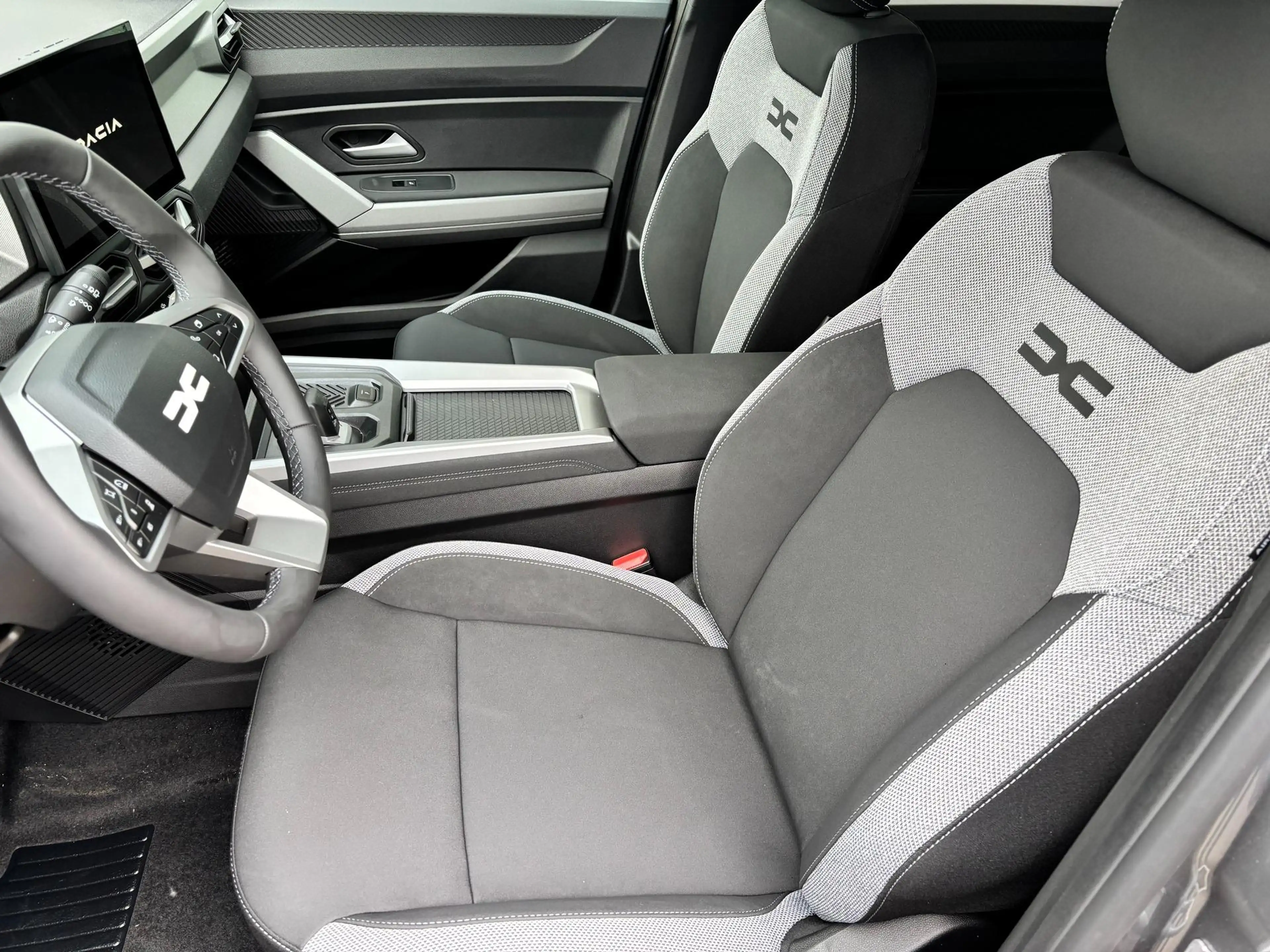 Dacia Bigster Journey FULL-HYBRID 155 (Benzin+Elektro), BLAU-... — photo 14
