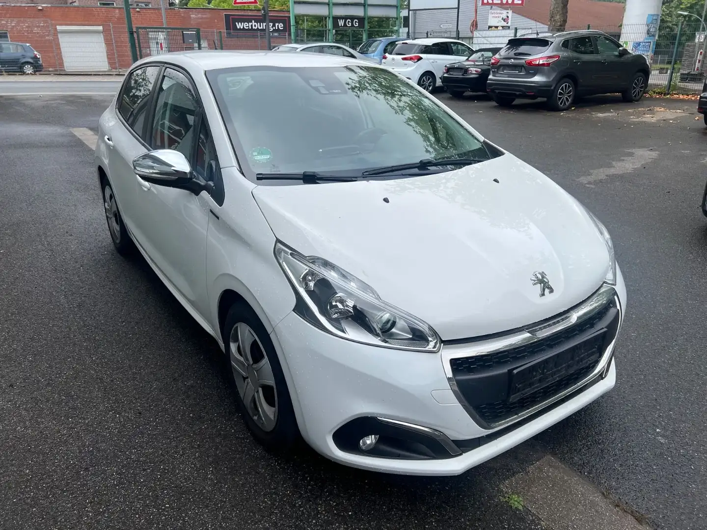 Peugeot 208 Signature"Klima"Navi"SHZ"PDC"Tempomat"2.HD" Weiß - 1