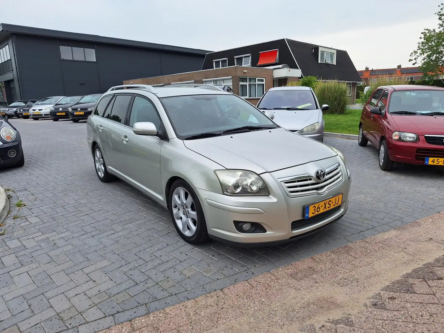 Toyota Avensis Wagon 2.0 VVTi Executive / Zeer nette auto / APK o Сірий - 2