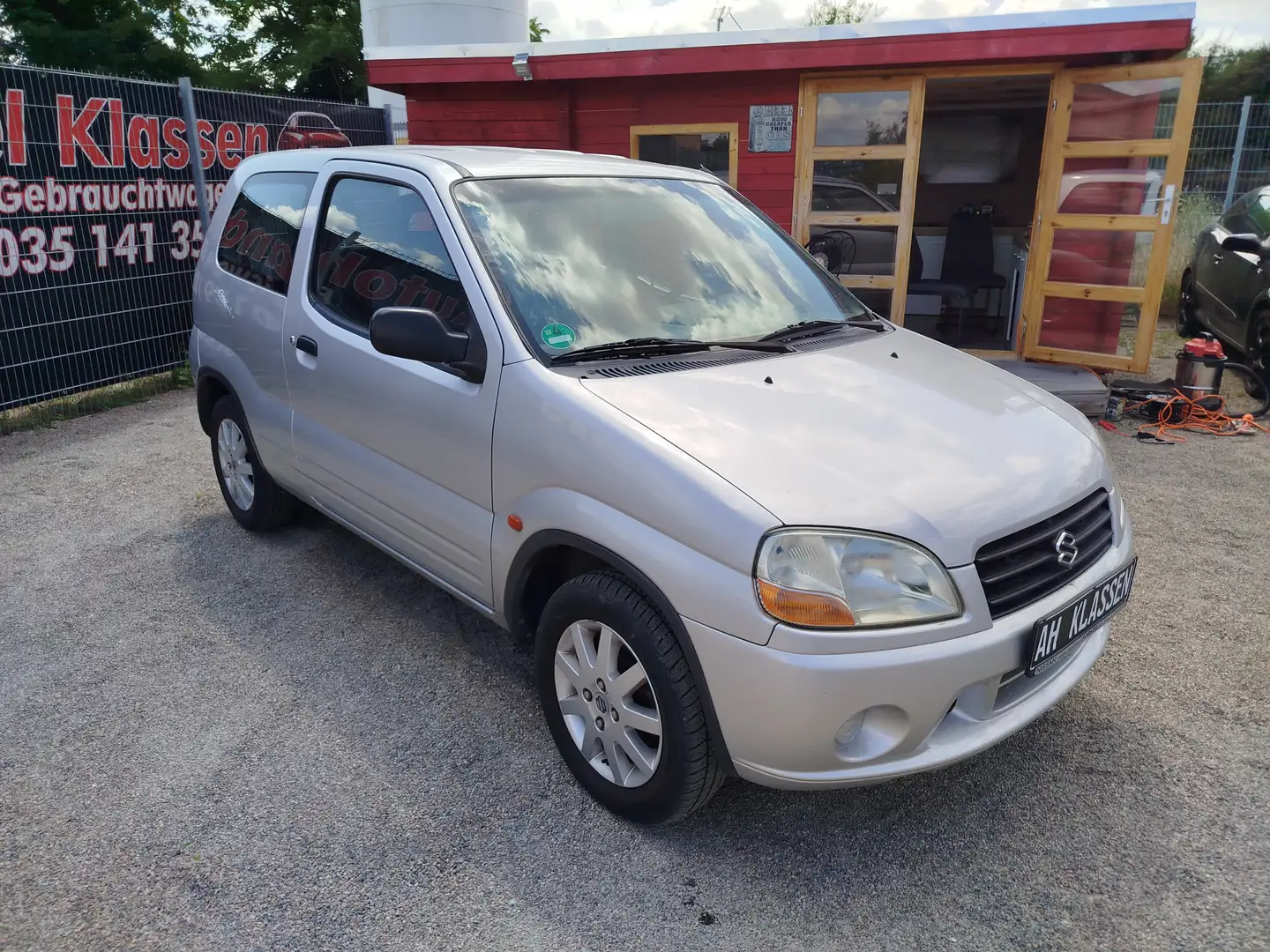 Suzuki Ignis Plateado - 1