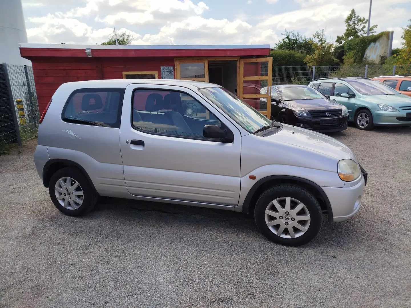 Suzuki Ignis Plateado - 2