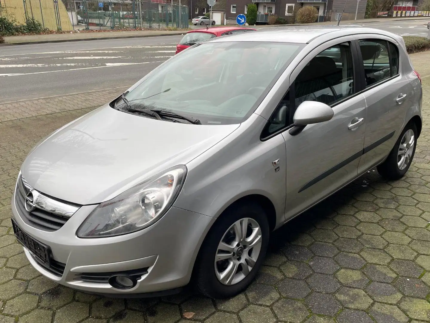 Opel Corsa Edition "111 Jahre" Silber - 2