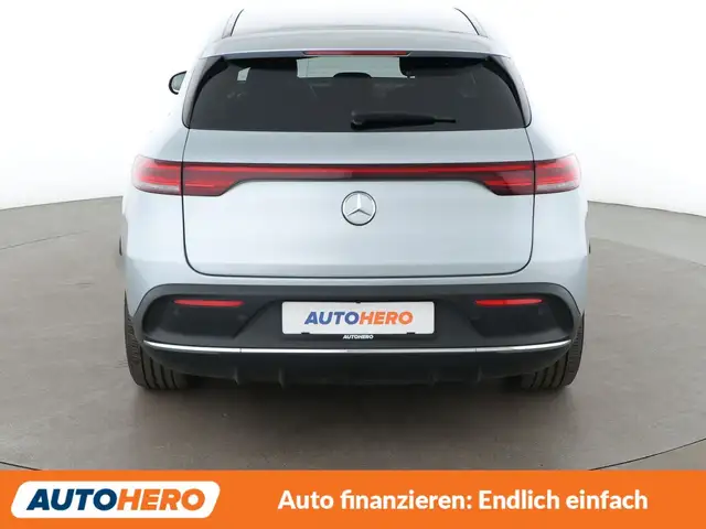 Mercedes-Benz Eqc view 5