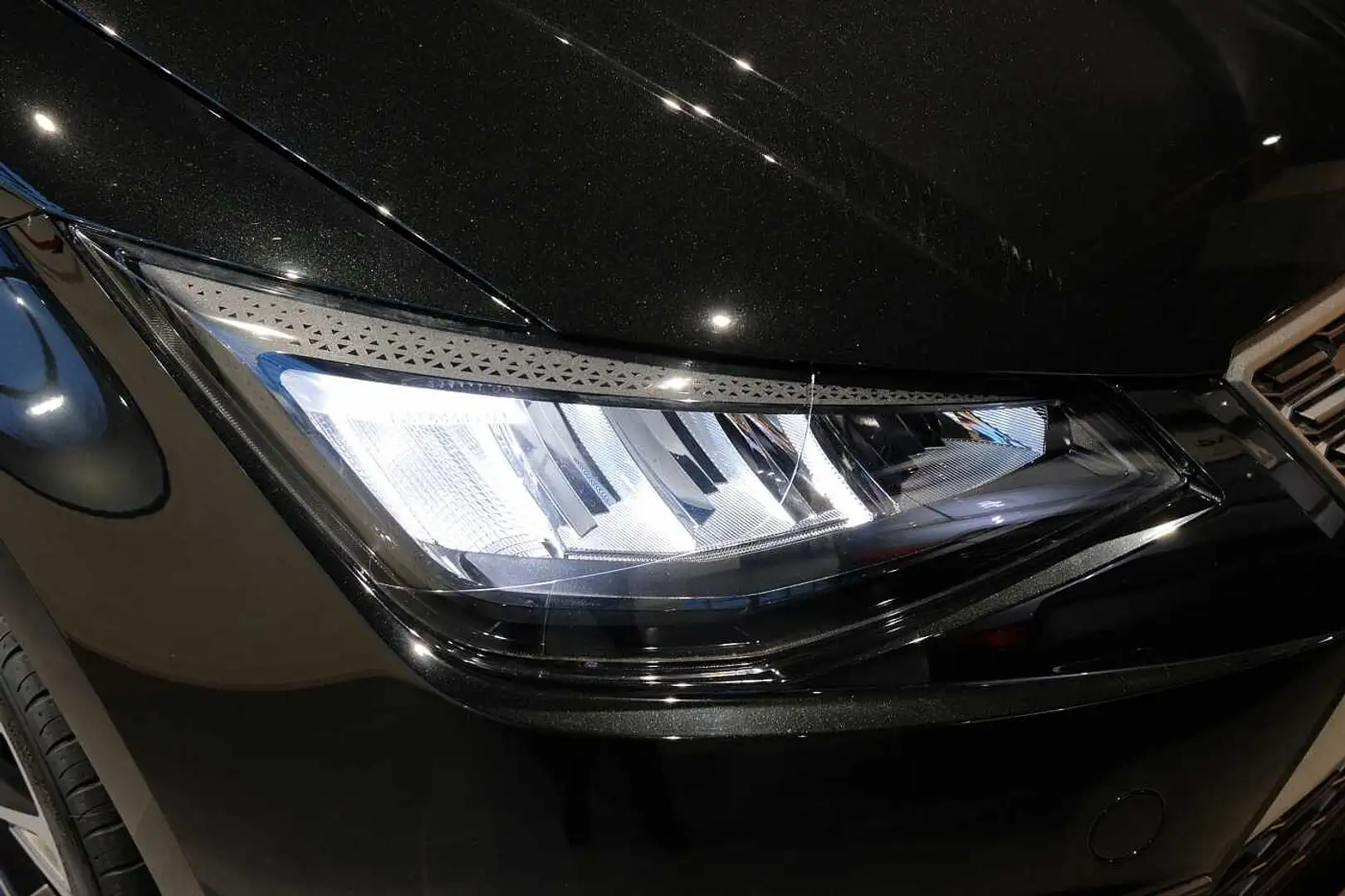 SEAT Ibiza 1.0 TSI 95CV BLACK EDITION Nero - 2