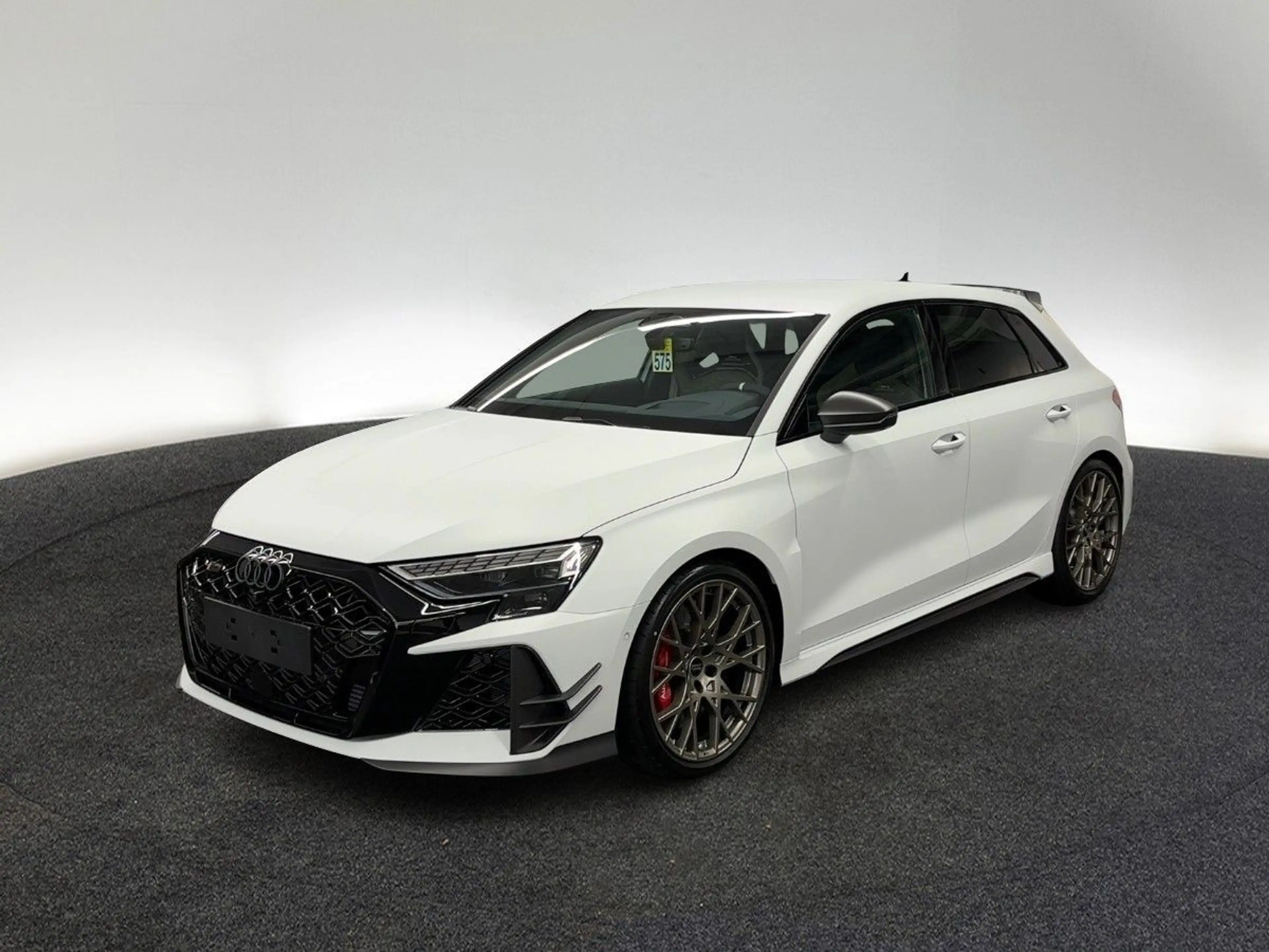 Audi RS3 S tronic — photo 2