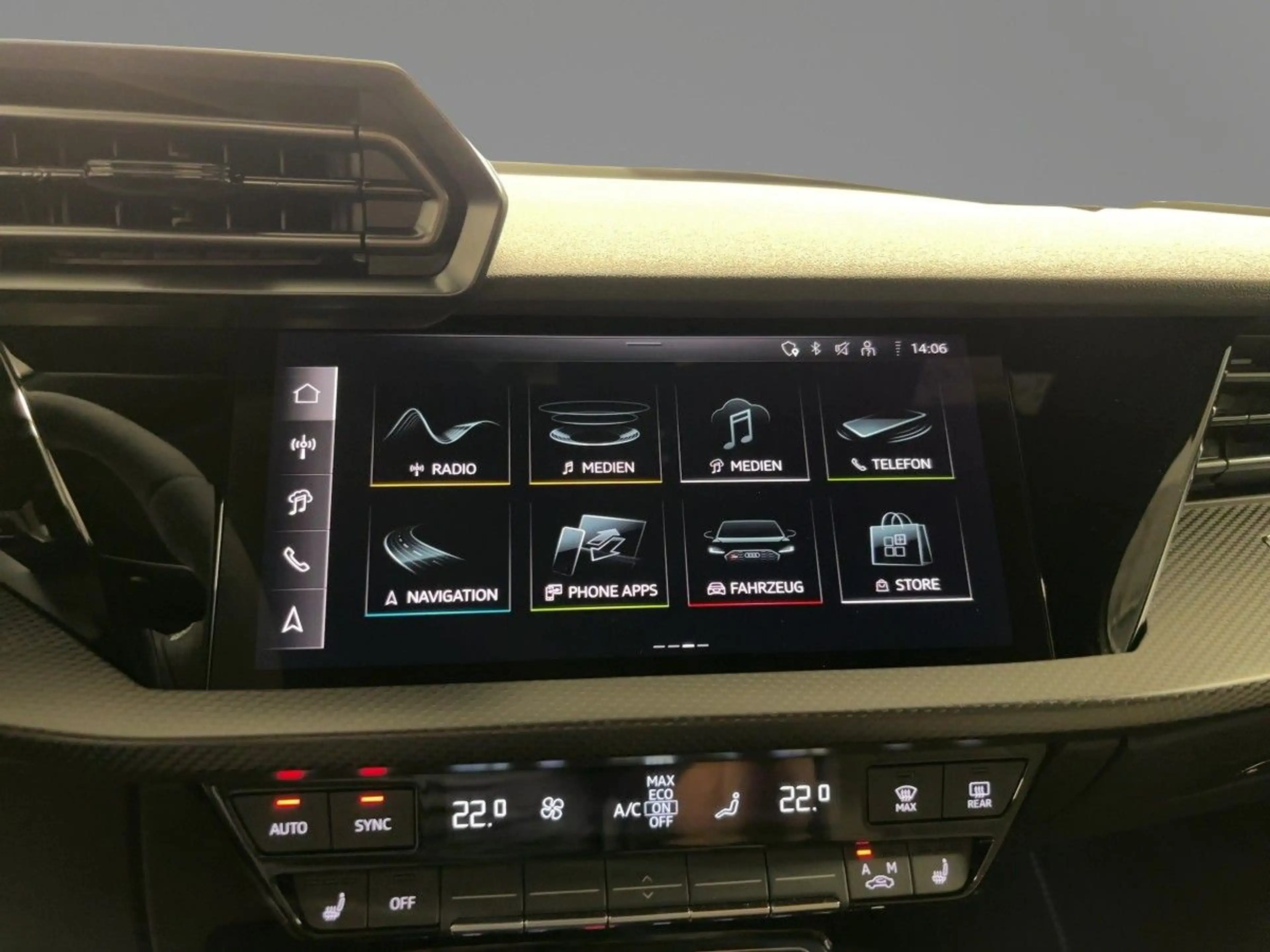 Audi RS3 S tronic — photo 12