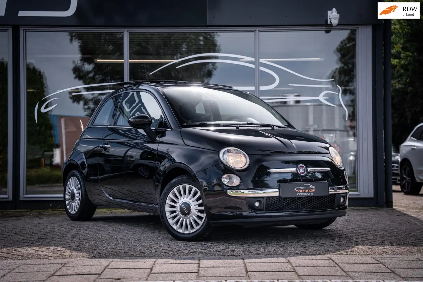 Fiat 500 1.4-16V Pop |Schuif\kantel dak|Climate Control|6 B Zwart - 1