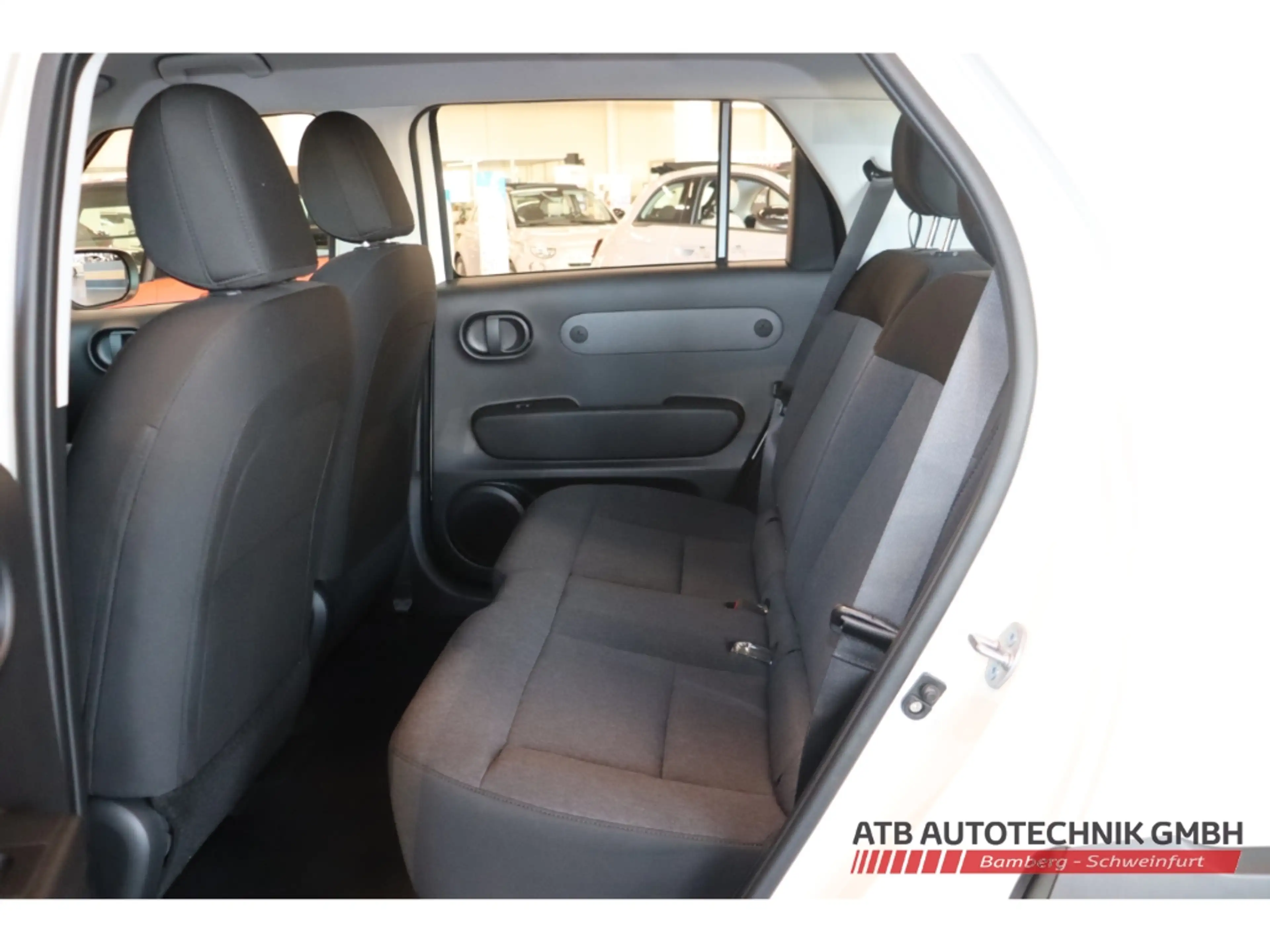 Hyundai Inster Select MY27 42 kWh 97 PS 2WD Navi  ACC Apple CarPl — photo 9