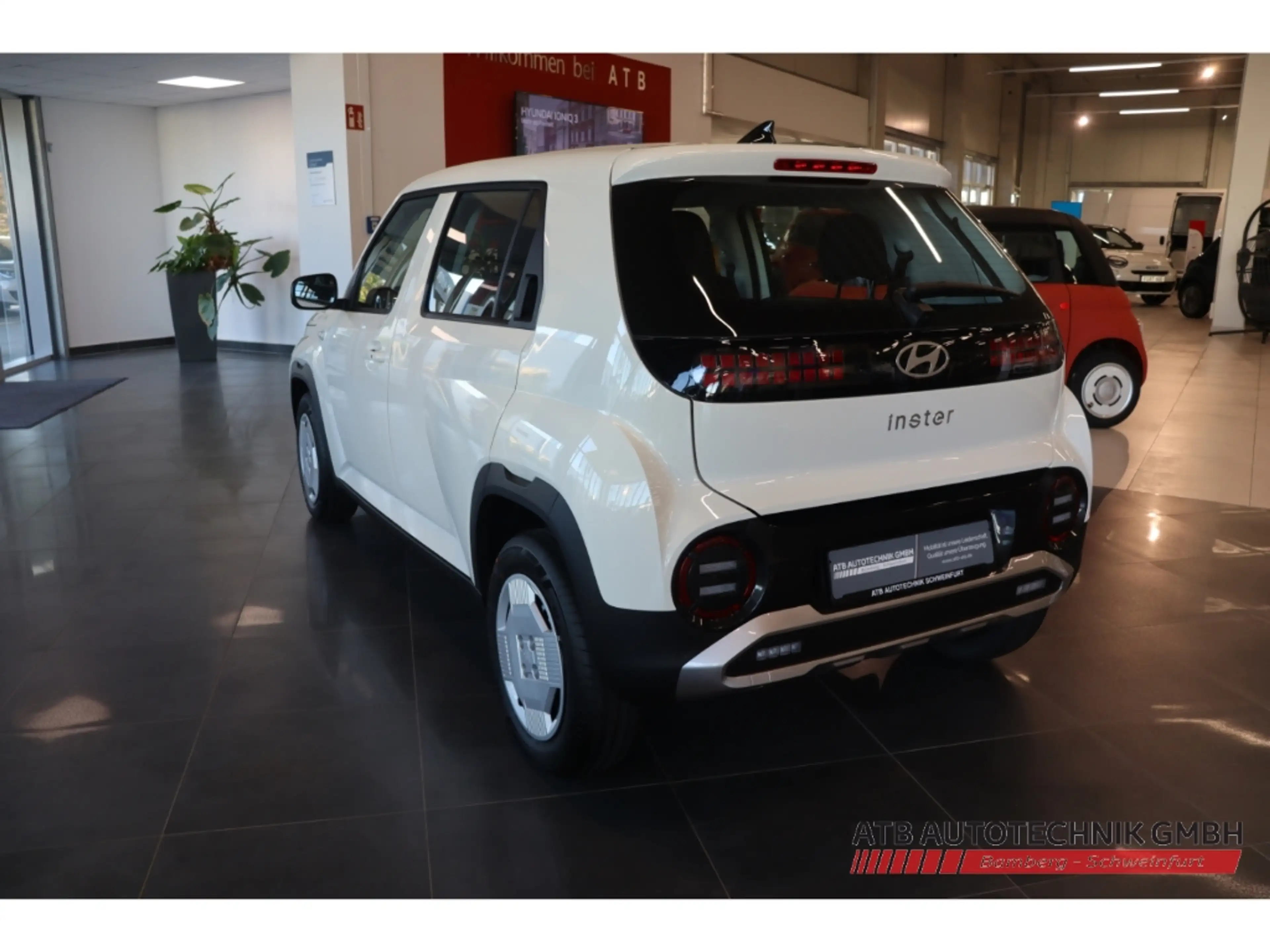 Hyundai Inster Select MY27 42 kWh 97 PS 2WD Navi  ACC Apple CarPl — photo 6