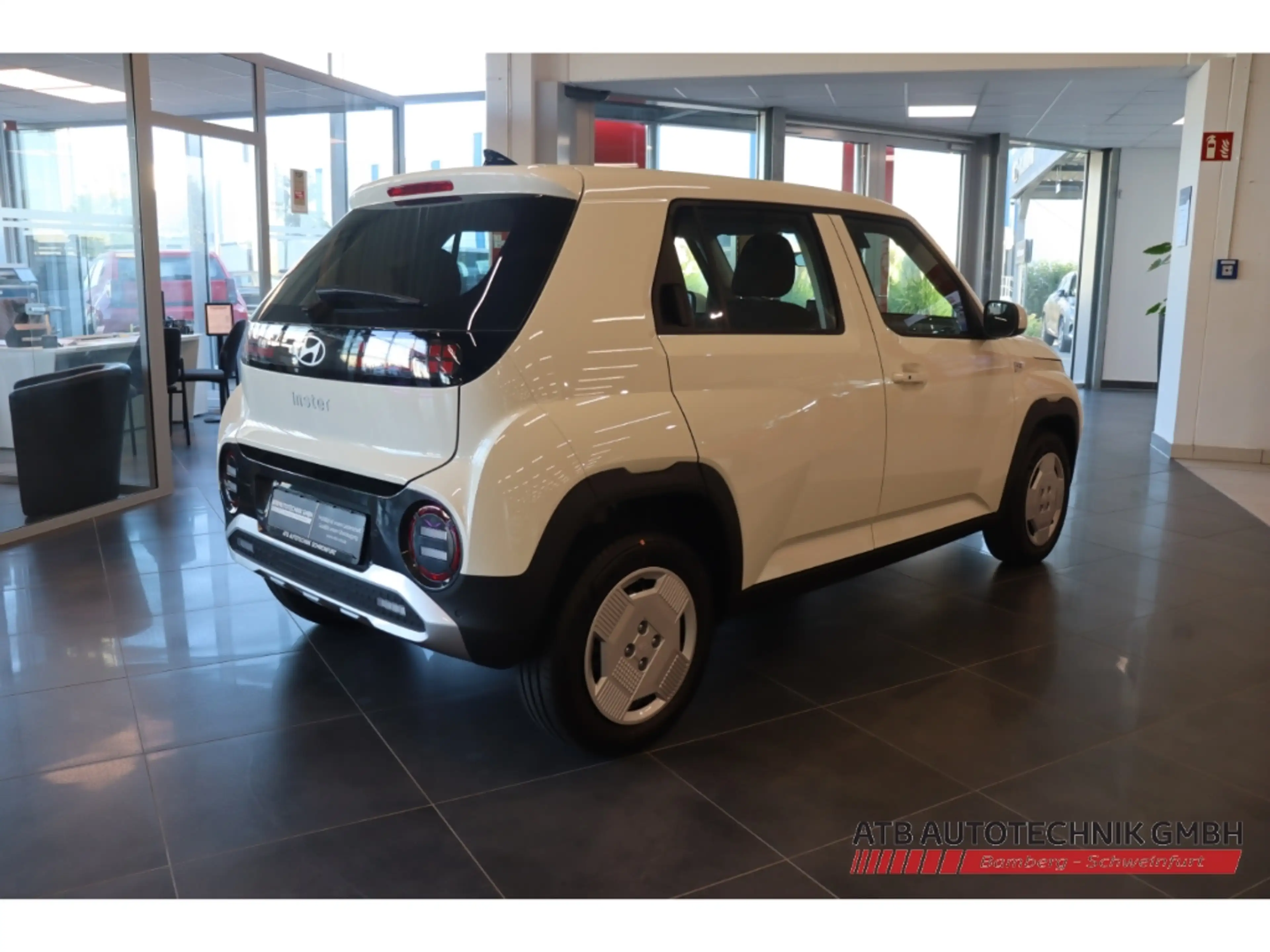 Hyundai Inster Select MY27 42 kWh 97 PS 2WD Navi  ACC Apple CarPl — photo 5