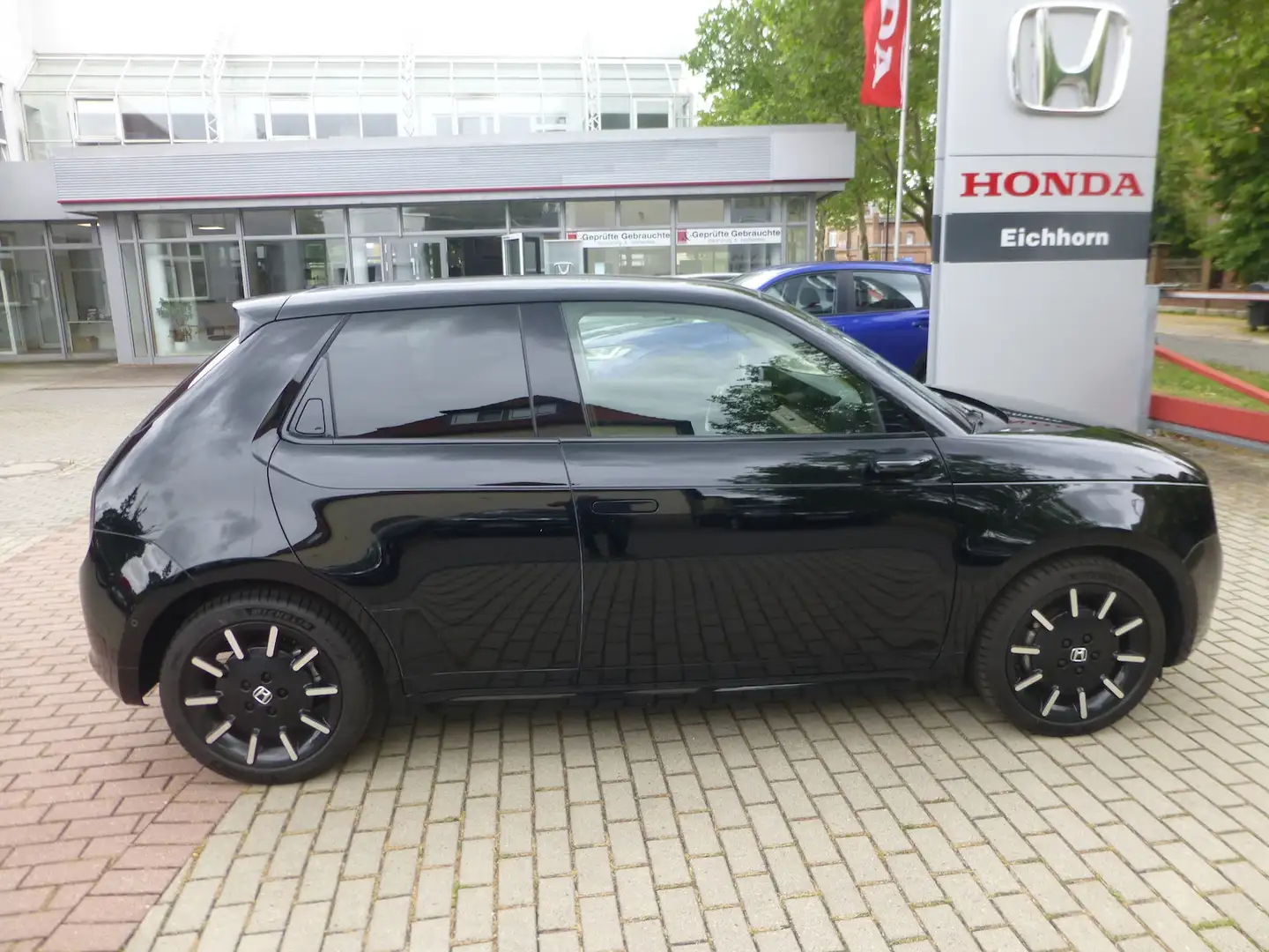 Honda e Advance Paket 17 Zoll 113KW Schwarz - 1