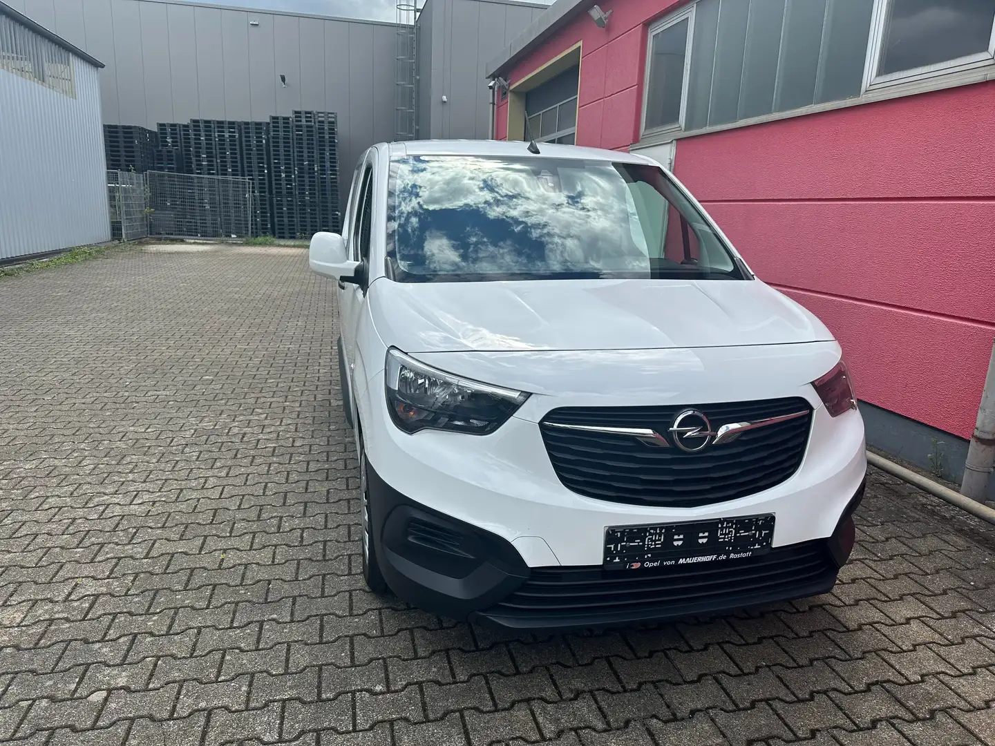 Opel Combo Combo Cargo 1.5 D Edition bijela - 1