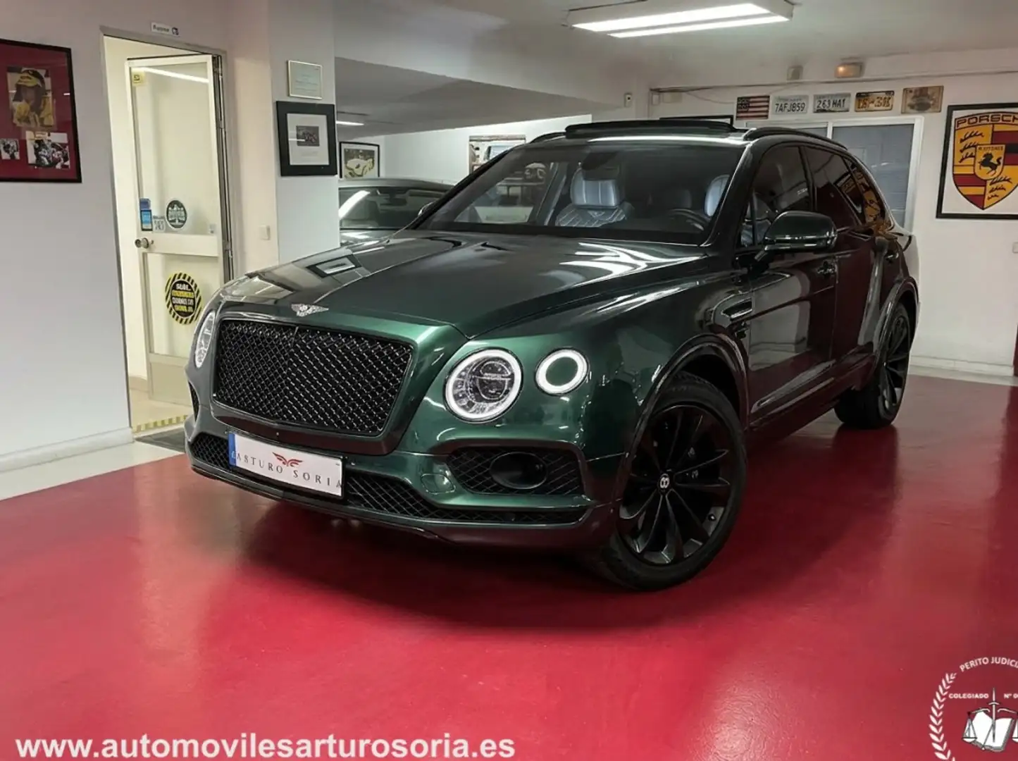 Bentley Bentayga Hybrid Verde - 1