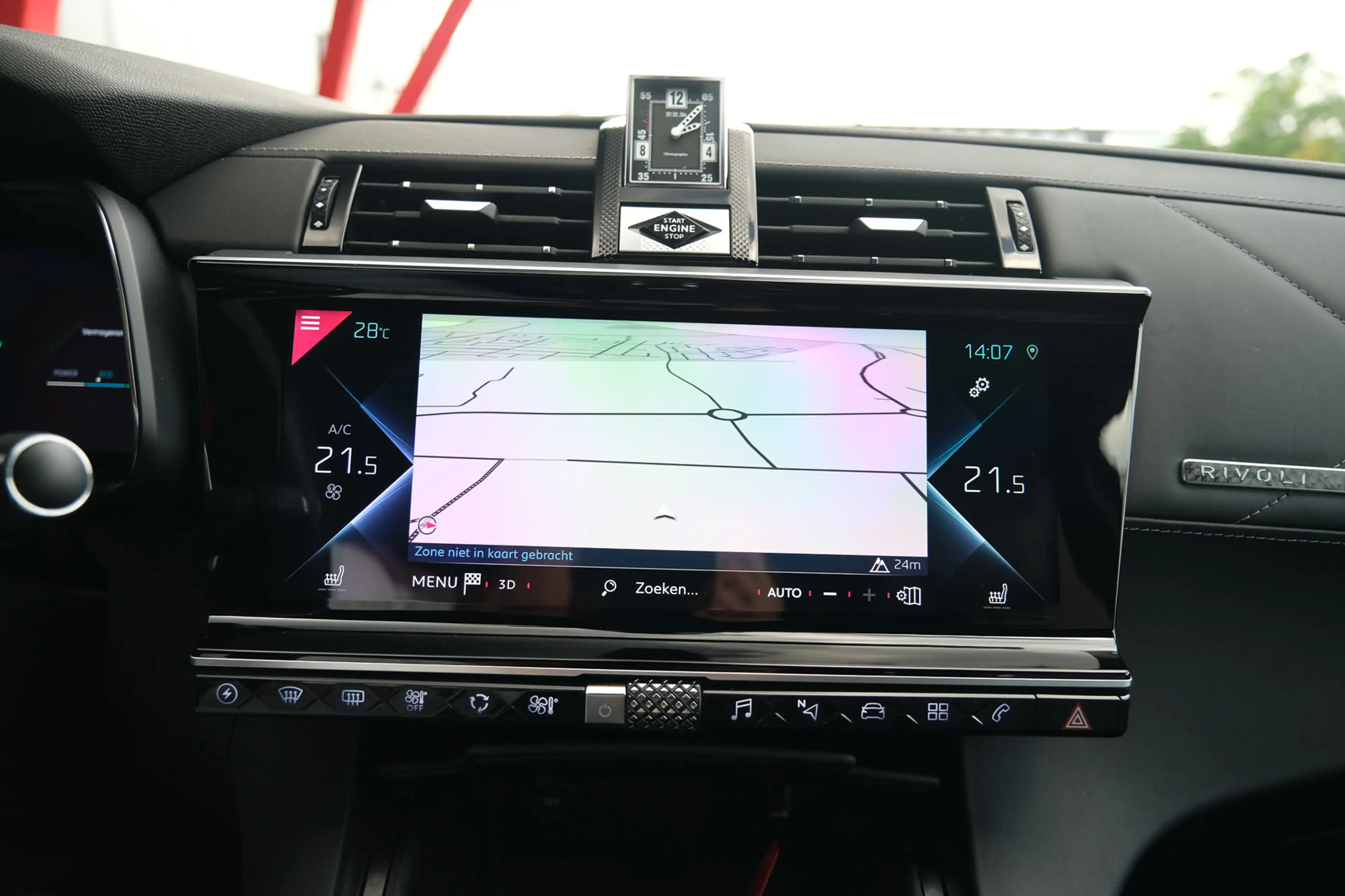 DS Automobiles DS 7 Crossback E-Tense 4x4 Be Chic — photo 13