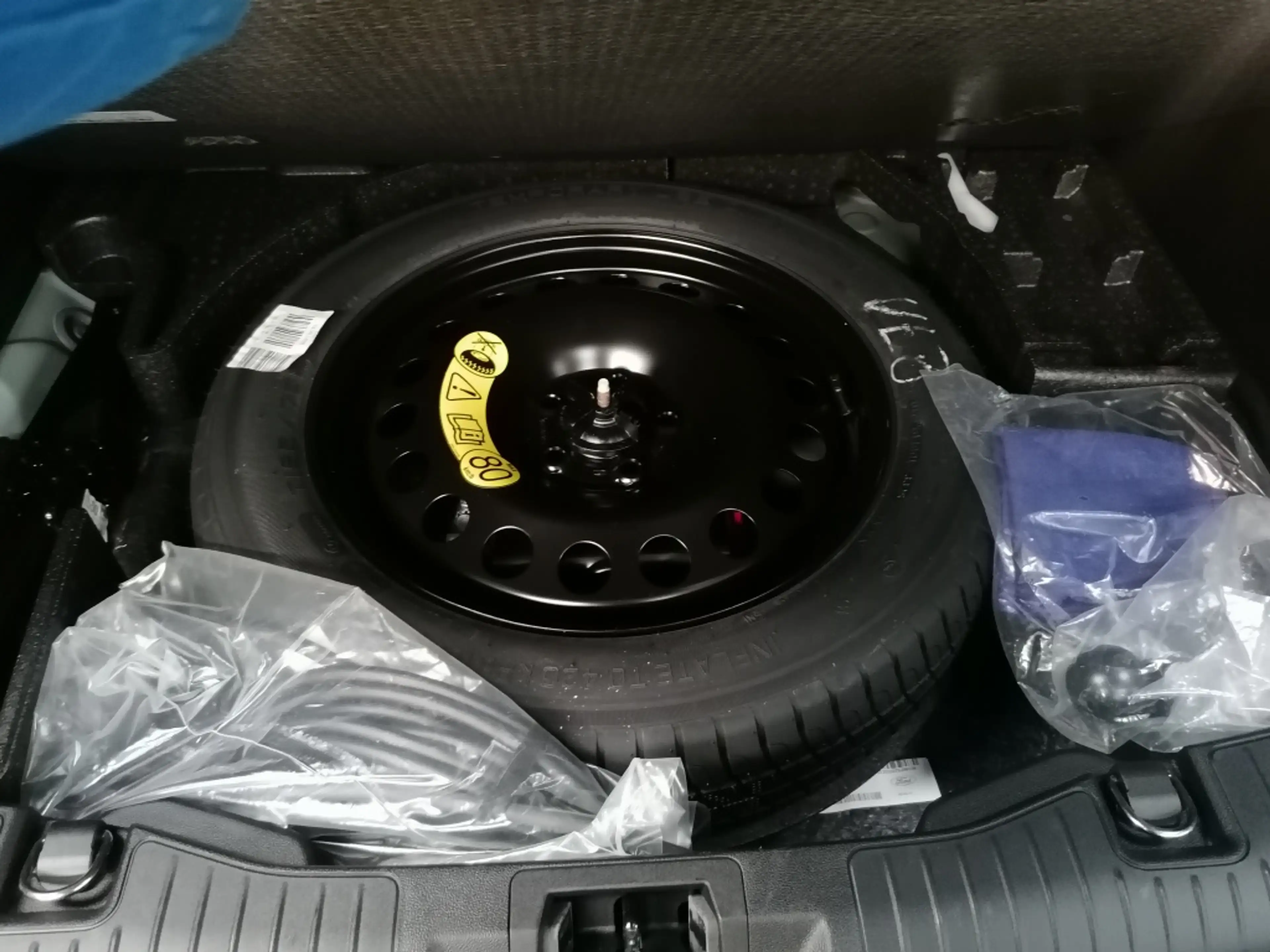 Ford Kuga 2.5 PHEV ST-Line (trekhaak) — photo 12