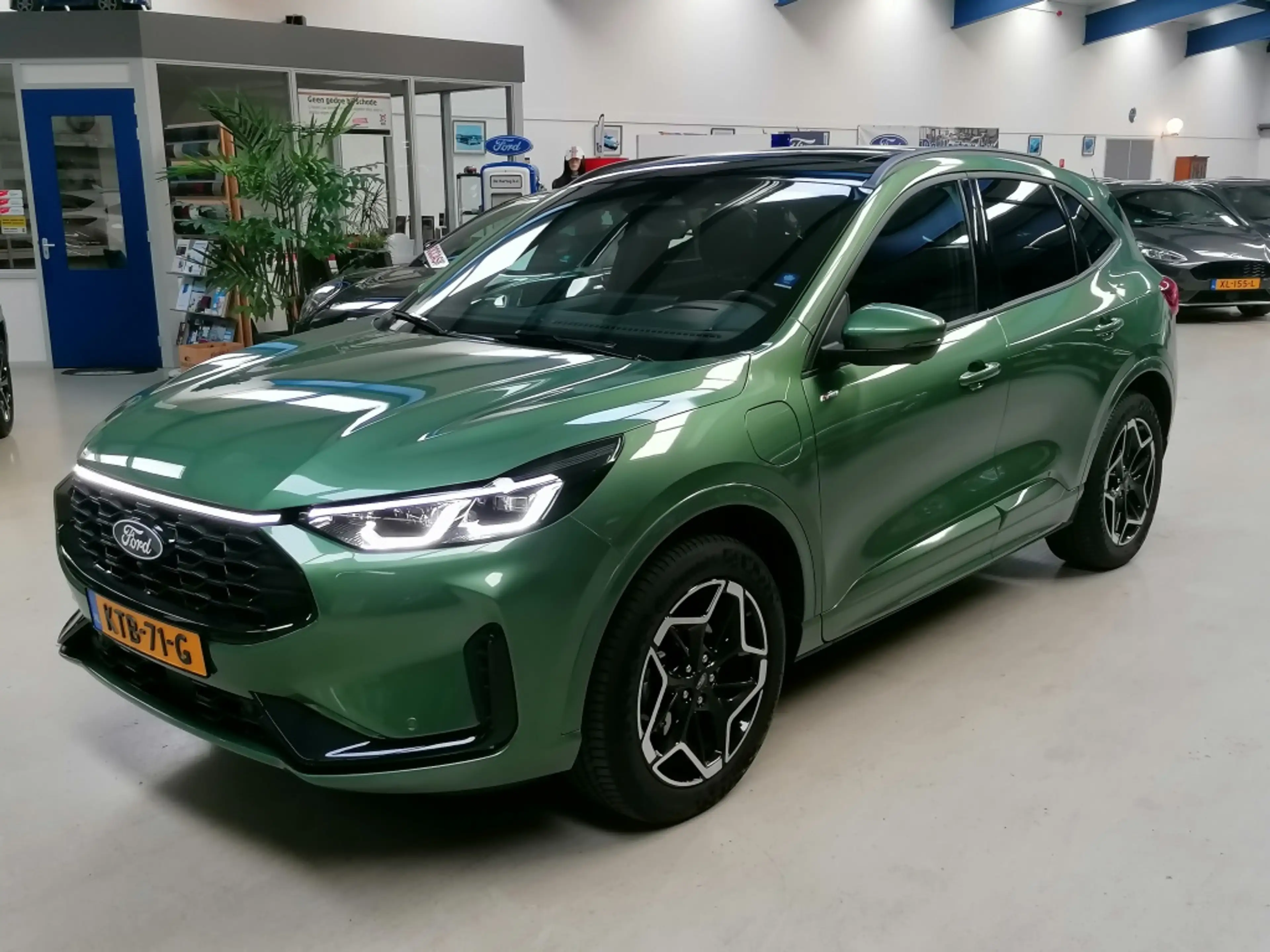 Ford Kuga 2.5 PHEV ST-Line (trekhaak)