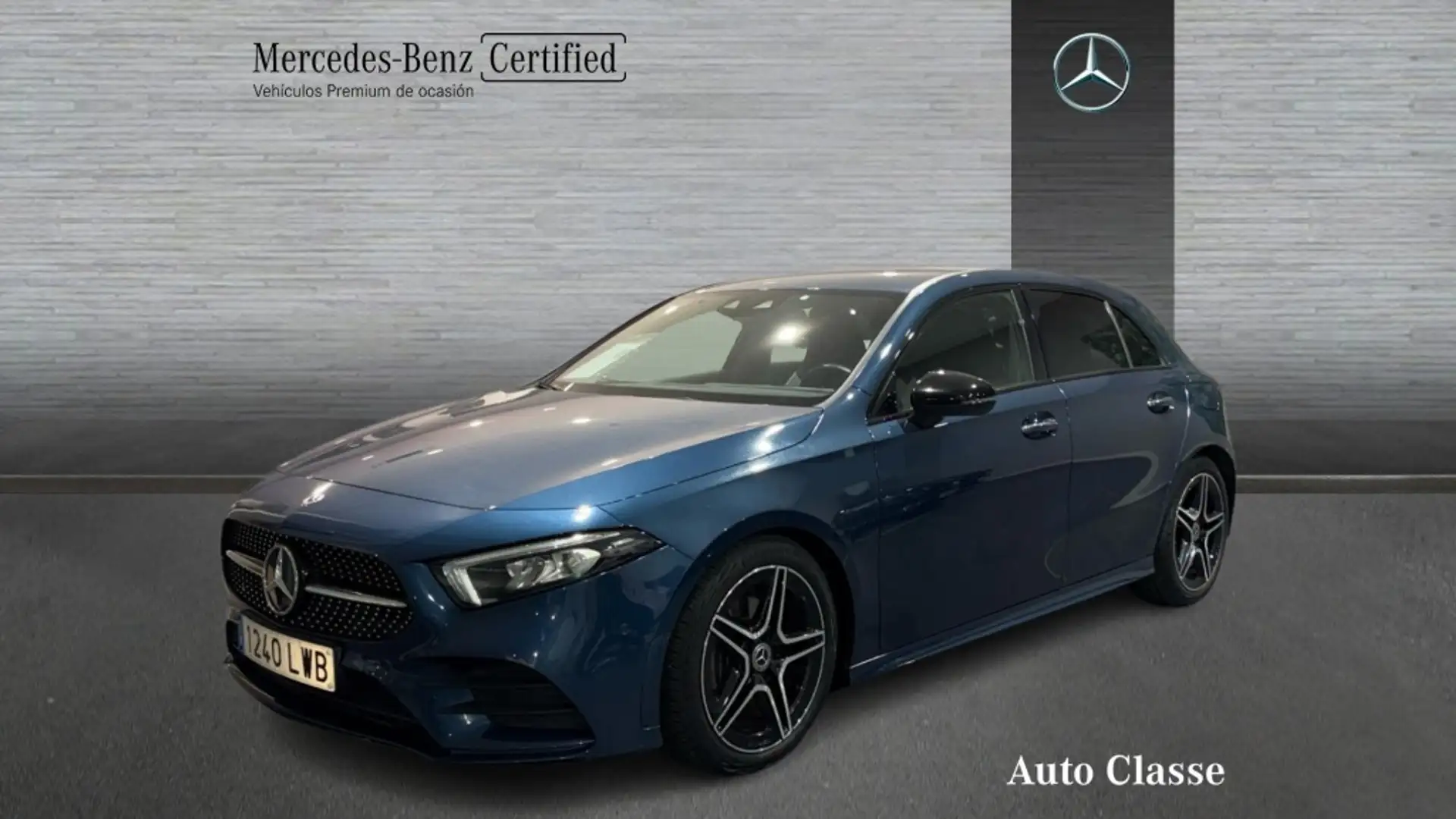 Mercedes-Benz A 200 -CLASS -CLAS D AMG LINE Blau - 1