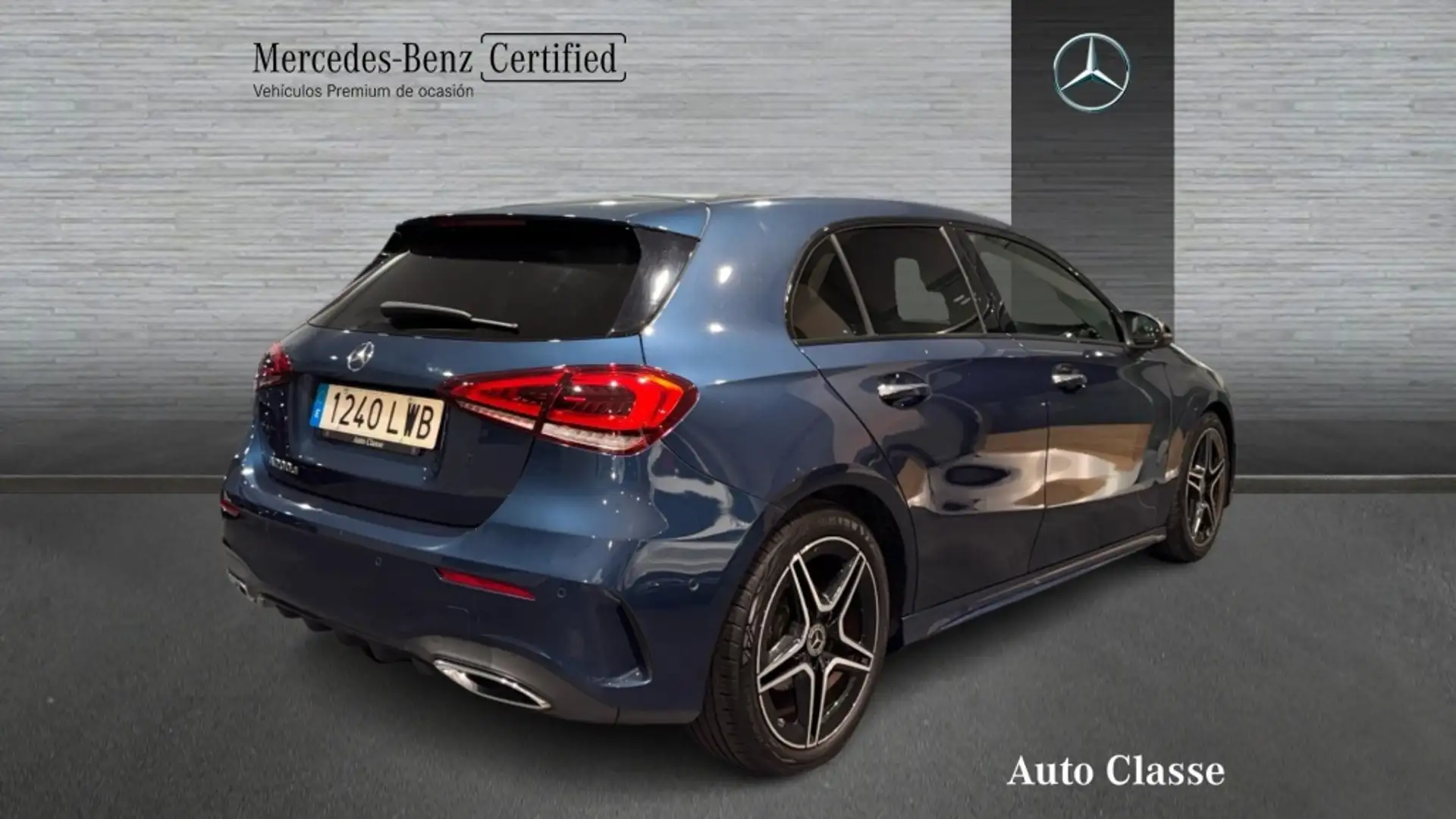 Mercedes-Benz A 200 -CLASS -CLAS D AMG LINE Blau - 2