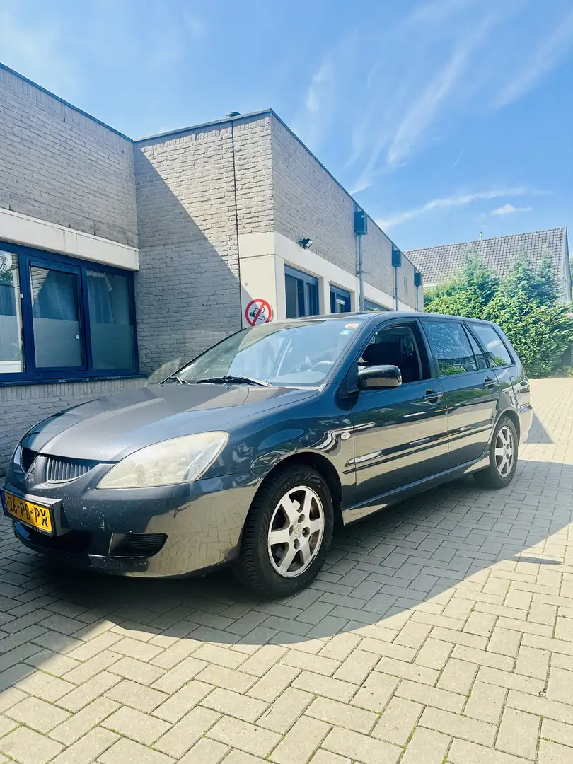 Mitsubishi Lancer Kombi 1.6 Comfort Grijs - 2