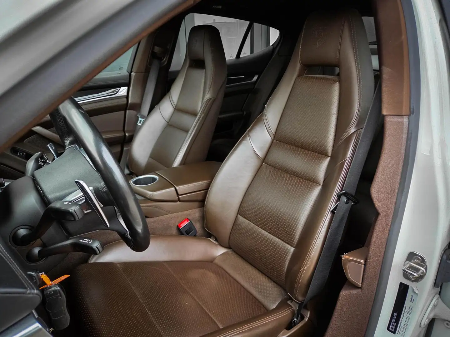 Porsche Panamera S 3.0 E-Hybrid | SPORTCHRONO | PANO | LUCHTVERING Weiß - 2