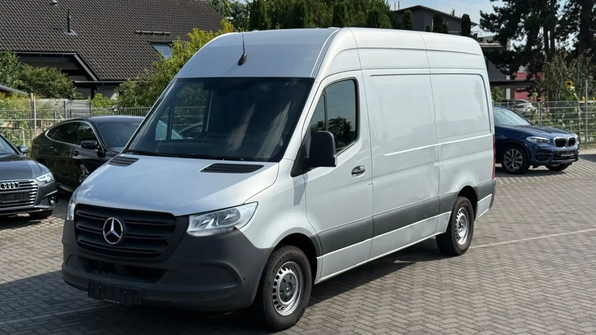 Mercedes-Benz Sprinter III Kasten 315 CDI*L2H2*NAVI*9G-TRONIC Plateado - 1