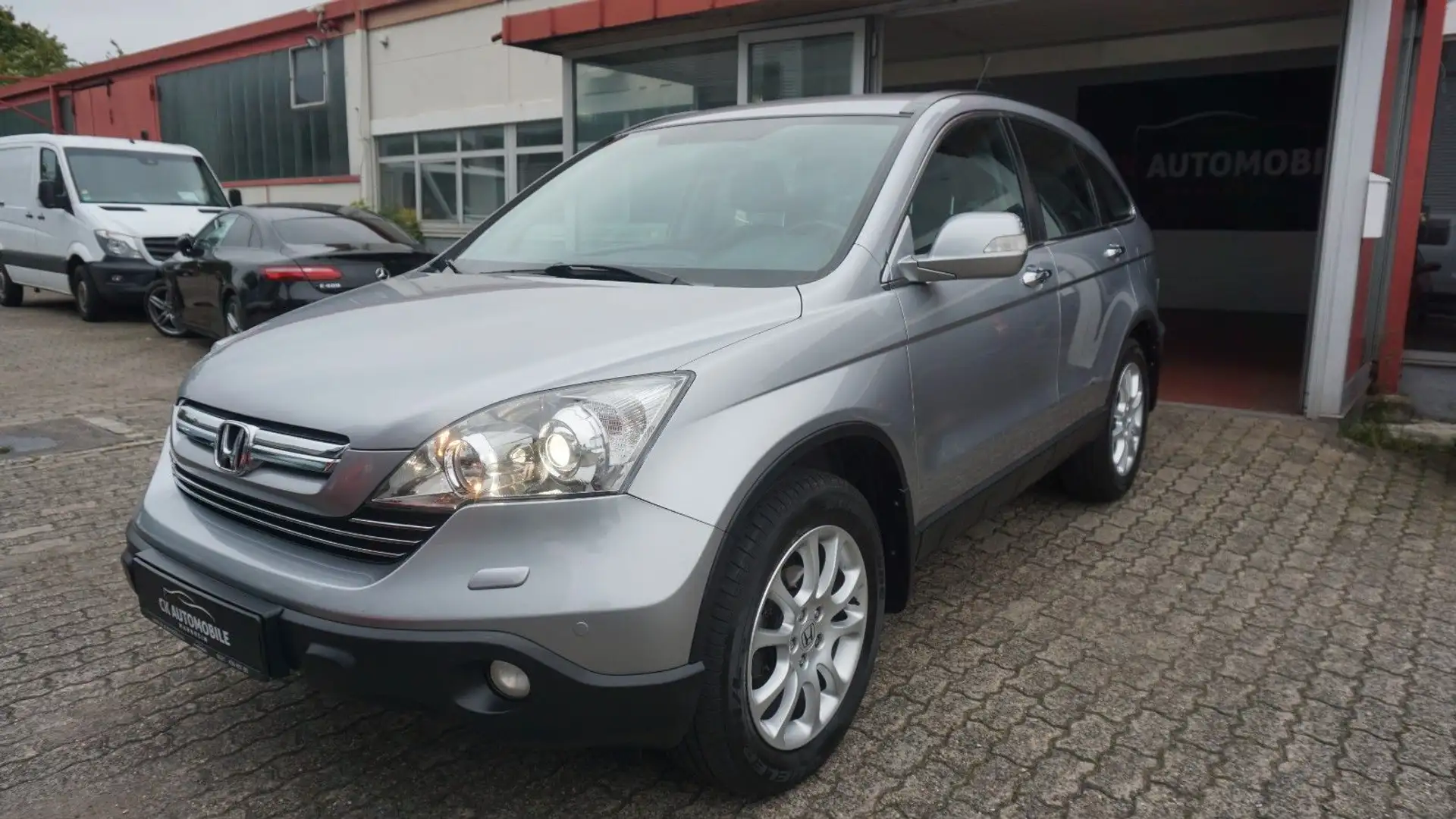 Honda CR-V Exclusive Edition*LEDER*NAVI*SHZ*XENON*AHK! Grau - 2