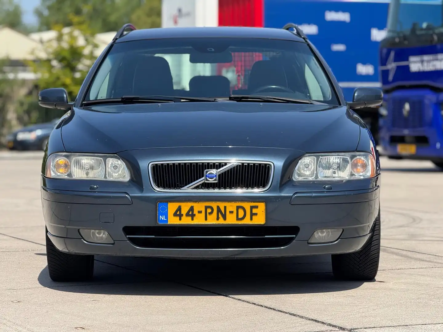 Volvo V70 2.5T Momentum | Automaat | APK 02-06-2026 | Trekha Bleu - 2