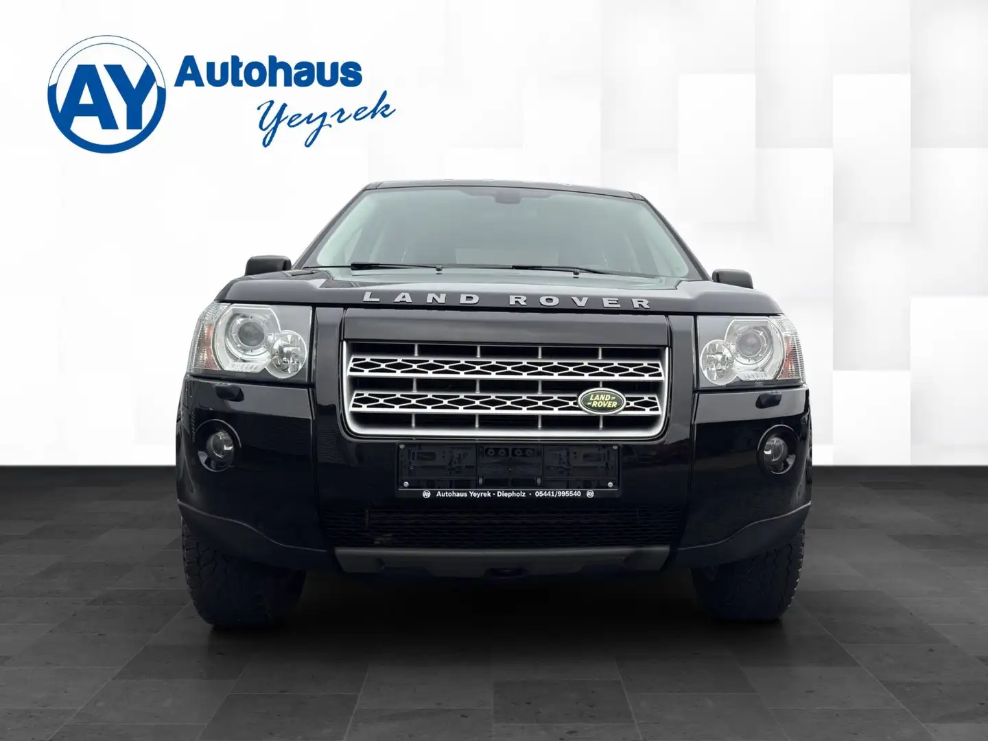 Land Rover Freelander 2 S TD4*Automatik*NAV*SHZ*AHK* Schwarz - 2