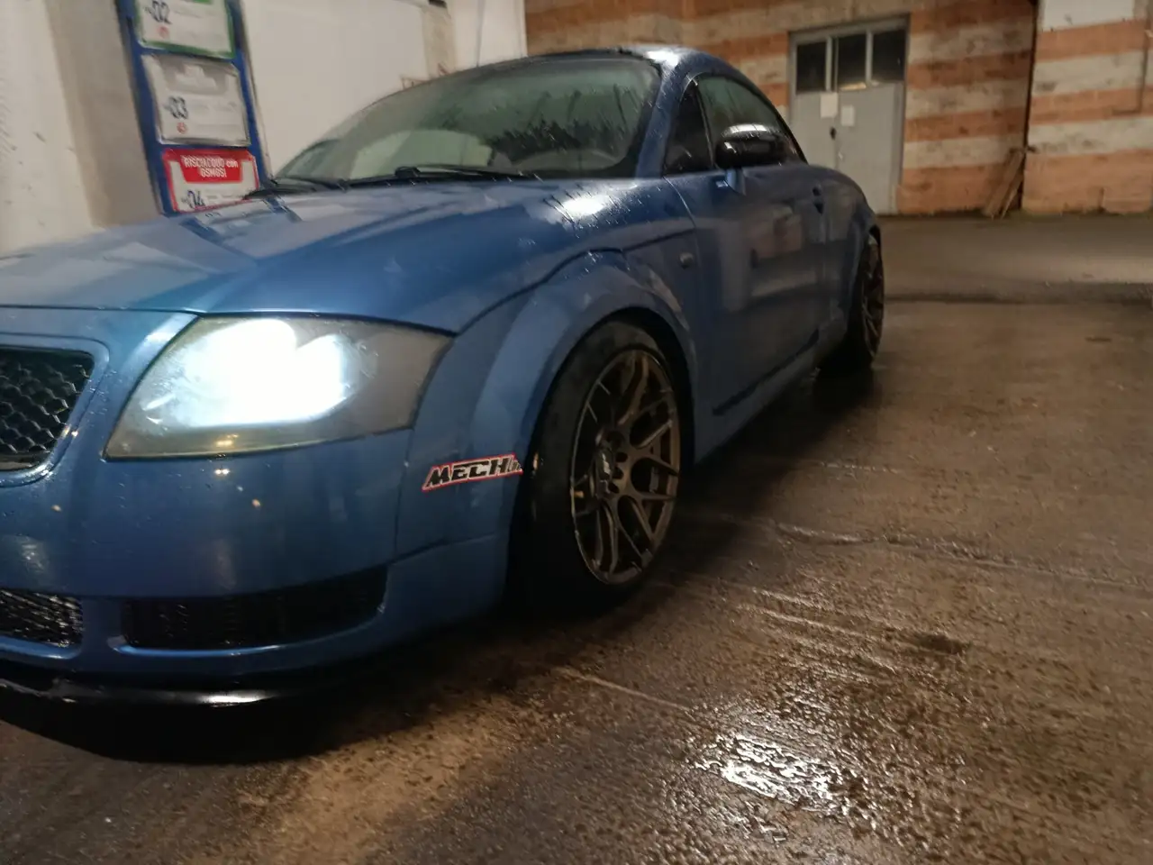 Audi TT 1.8t, foto 2