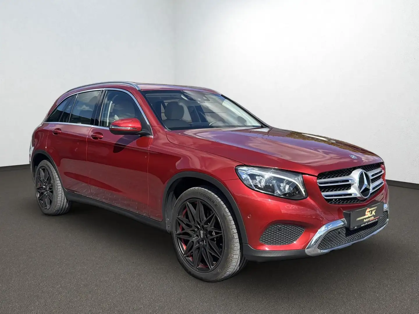 Mercedes-Benz GLC 250 4Matic Exclusive LED Comand Luft AHK Rood - 2