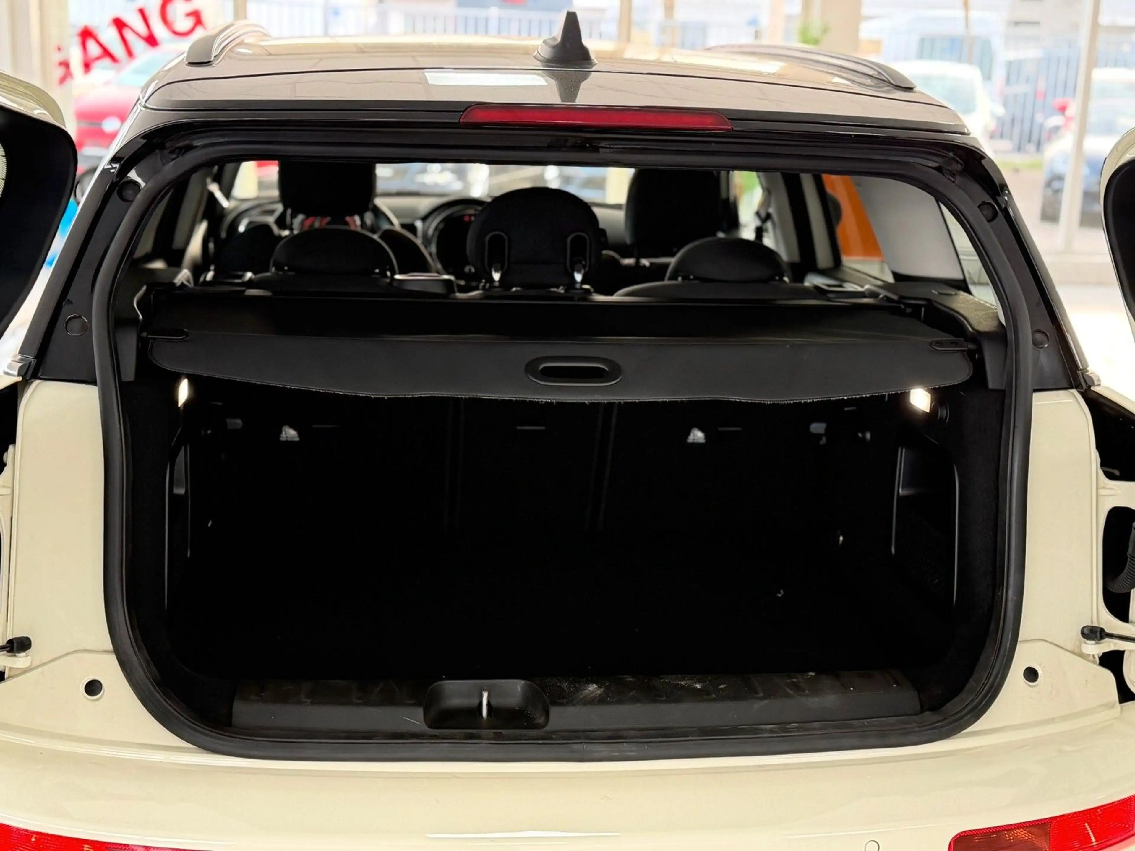 MINI Cooper D Clubman +Automatik+Navi+Leder+LED — photo 5